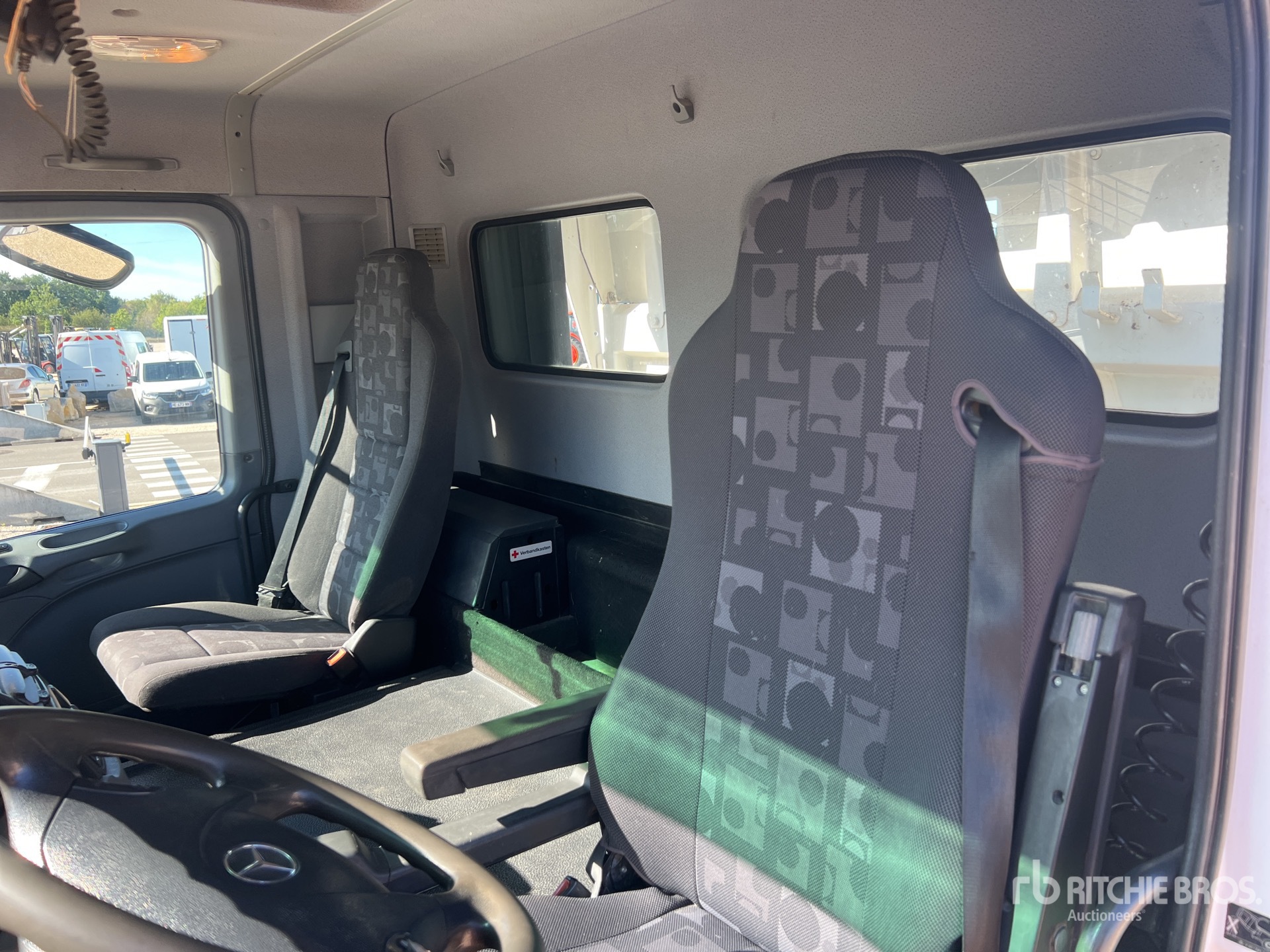 2004 Mercedes-Benz ACTROS 3336