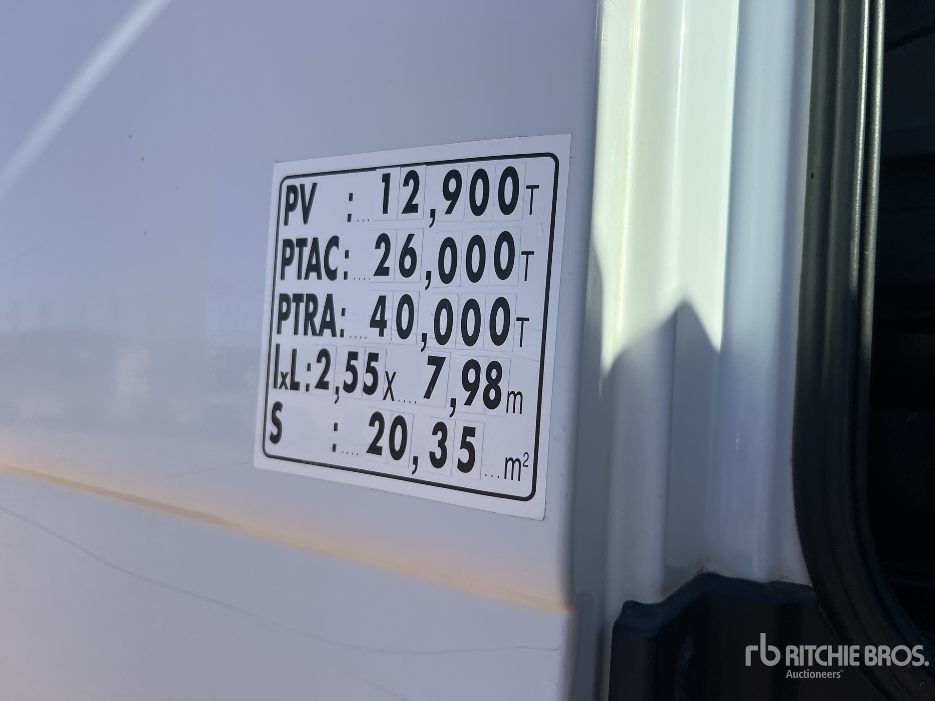 2004 Mercedes-Benz ACTROS 3336