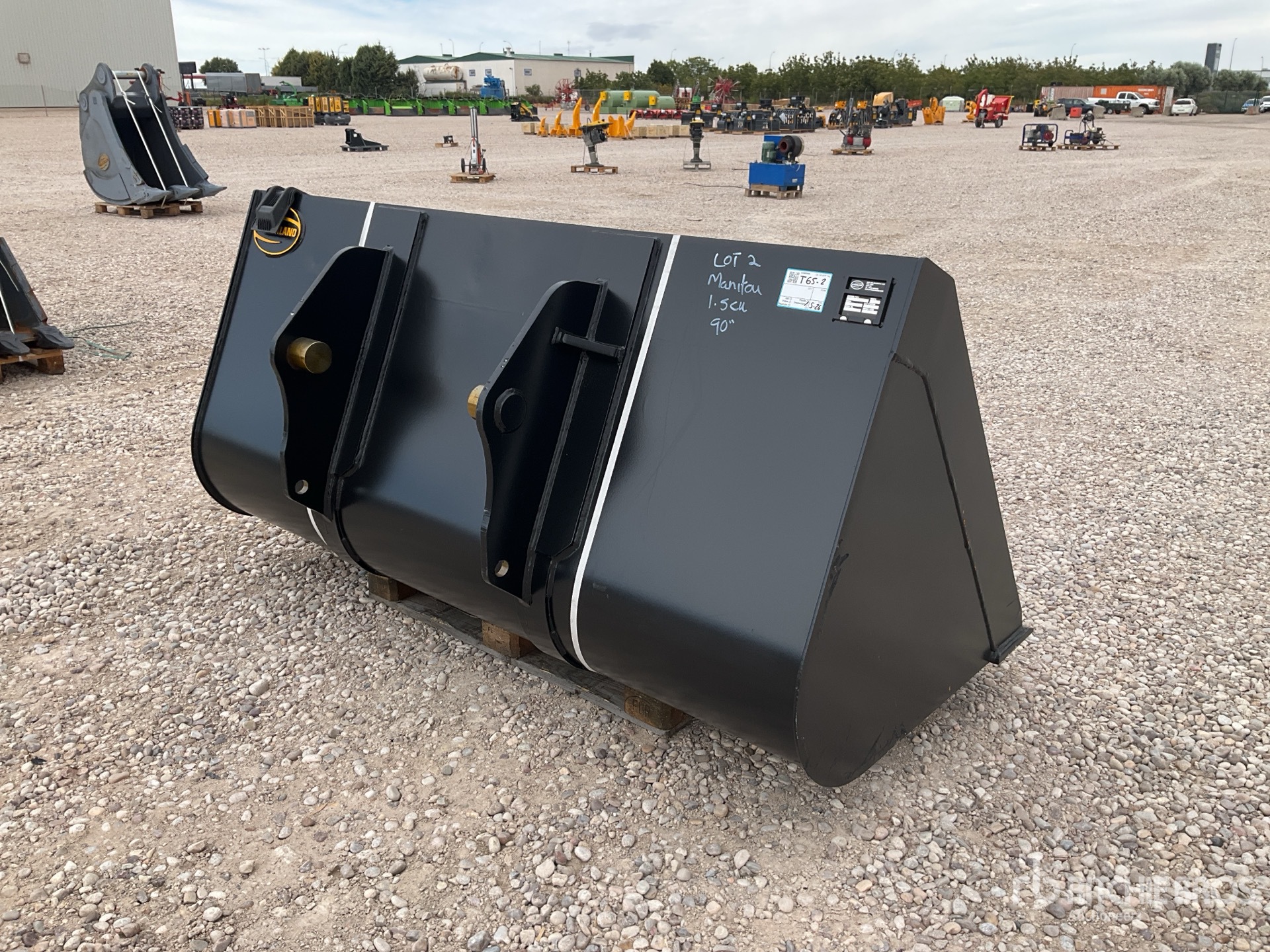 Strickland 90 IN - FITS MANITOU
