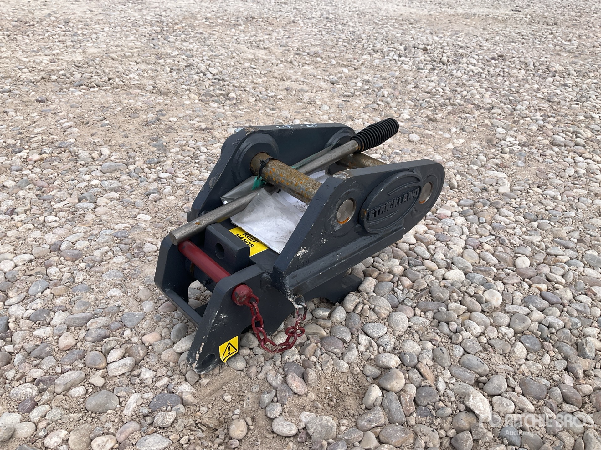 Strickland EXCAVATOR HITCH - FITS KOMATSU PC35