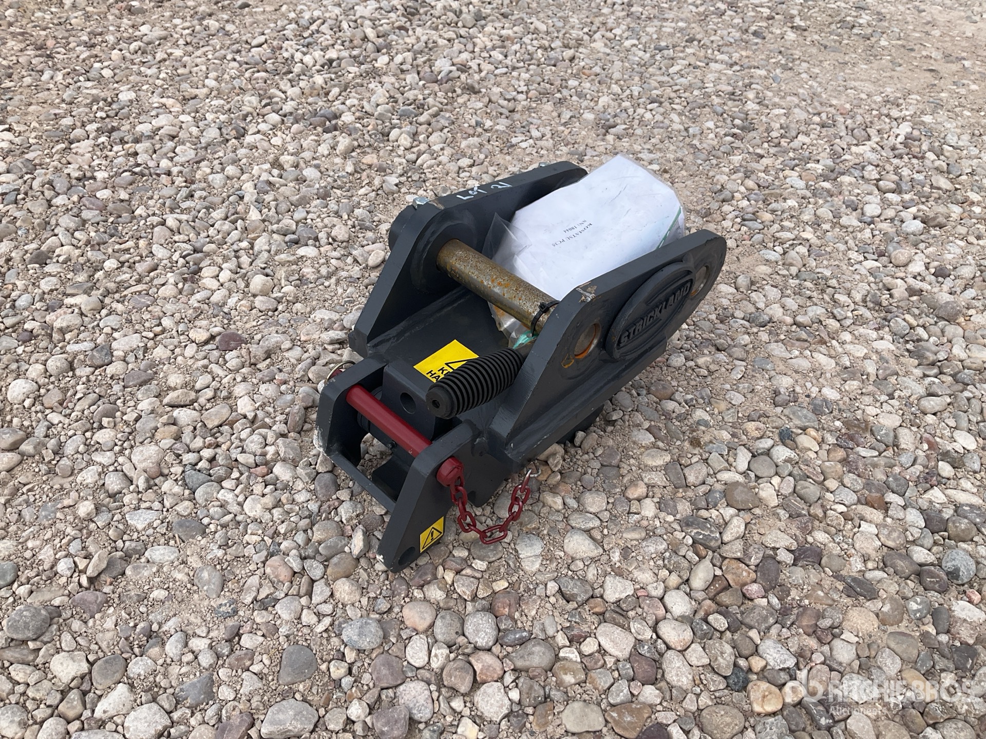 Strickland EXCAVATOR HITCH - FITS KOMATSU PC35