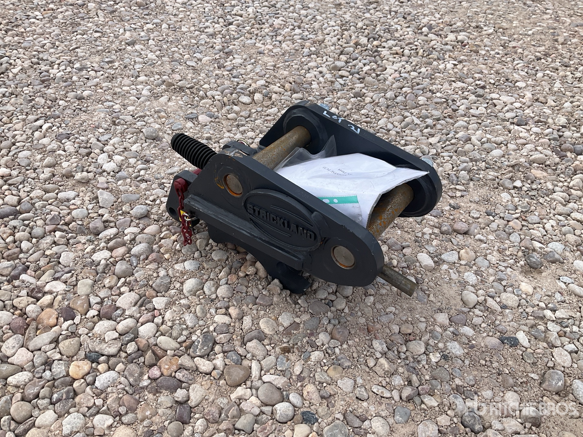 Photo of Strickland Excavator Hitch - Fits Komatsu PC35