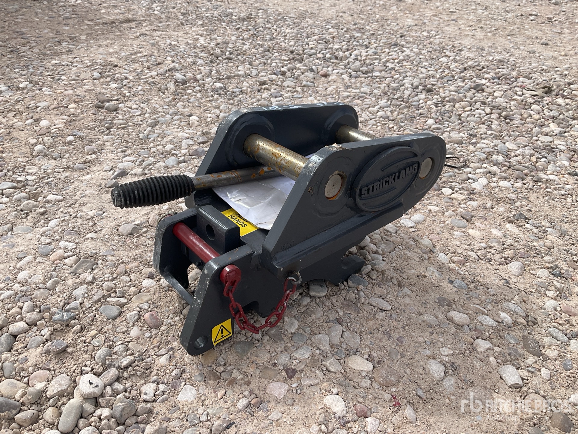 Strickland EXCAVATOR HITCH - FITS KOMATSU PC35