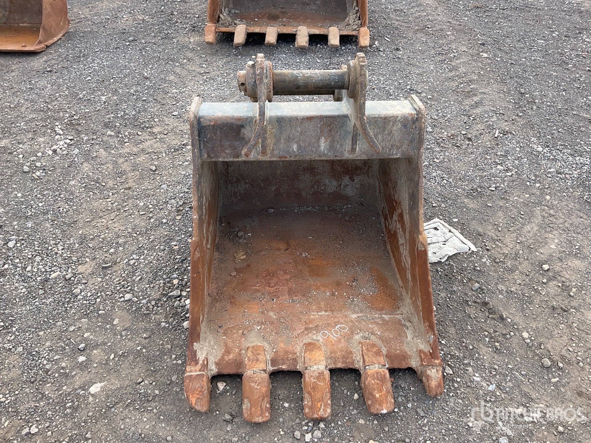 Rhinox 900 MM DIGGING