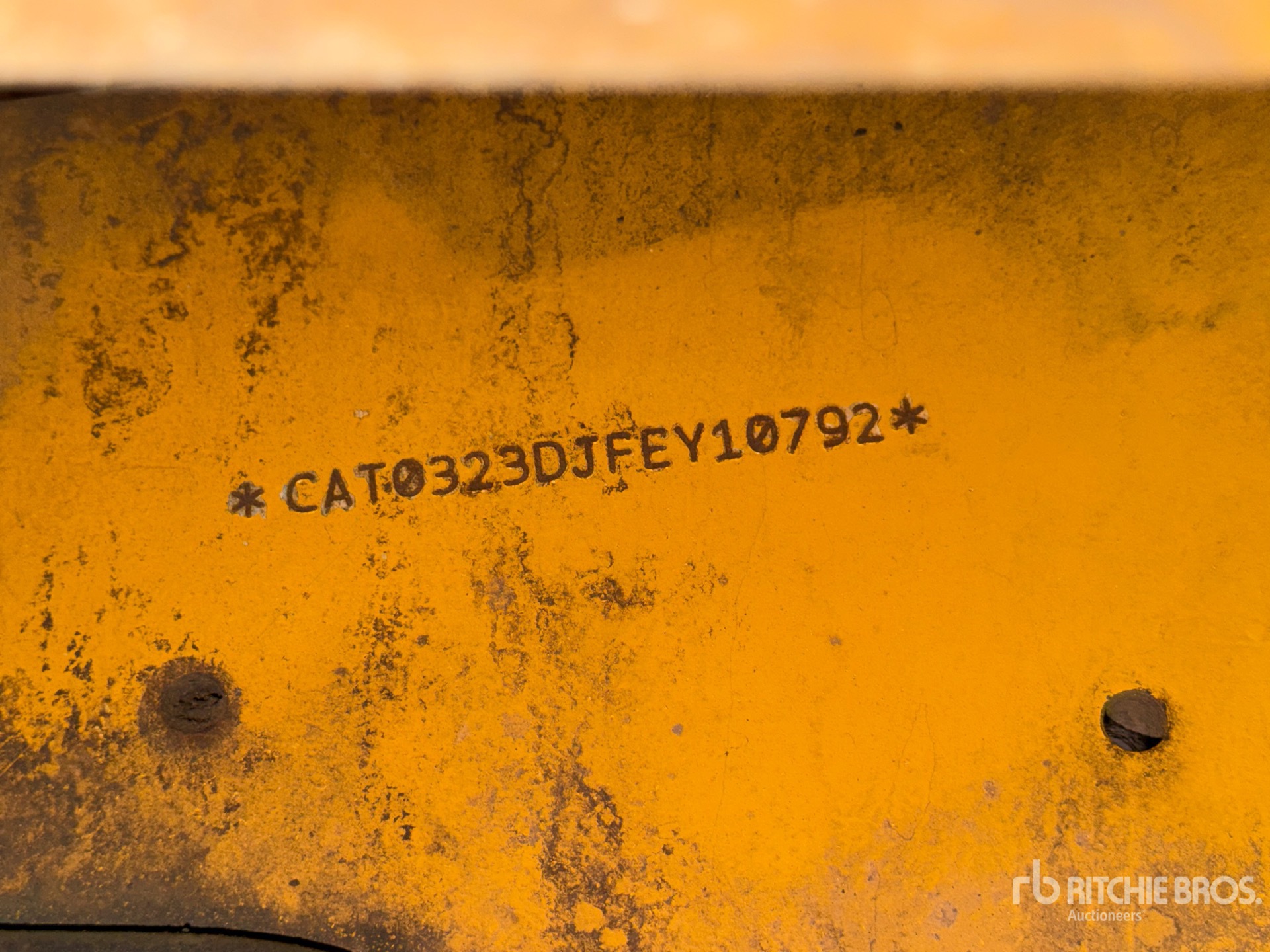 2022 Caterpillar 323D III
