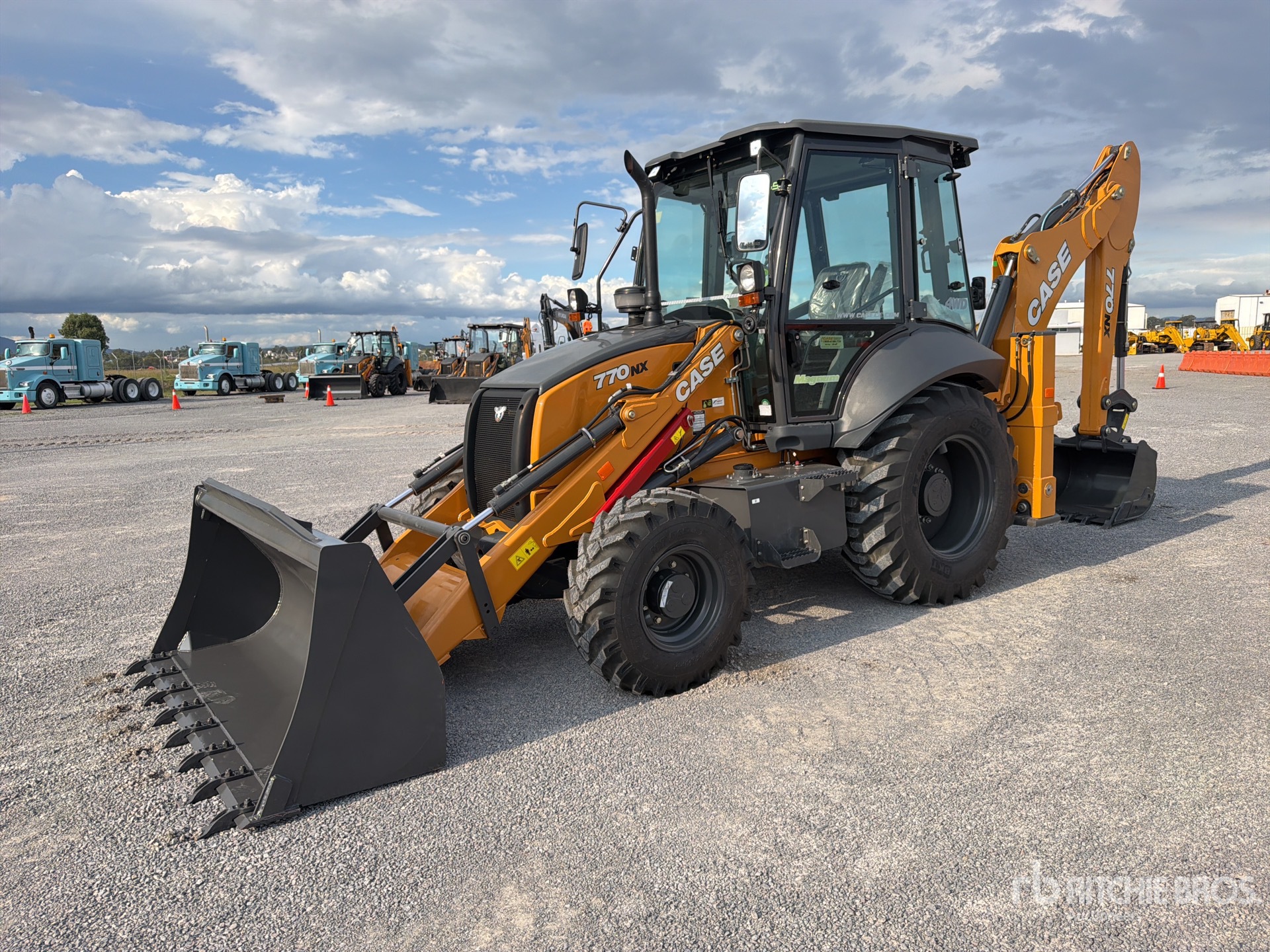 2025 Case 770NX