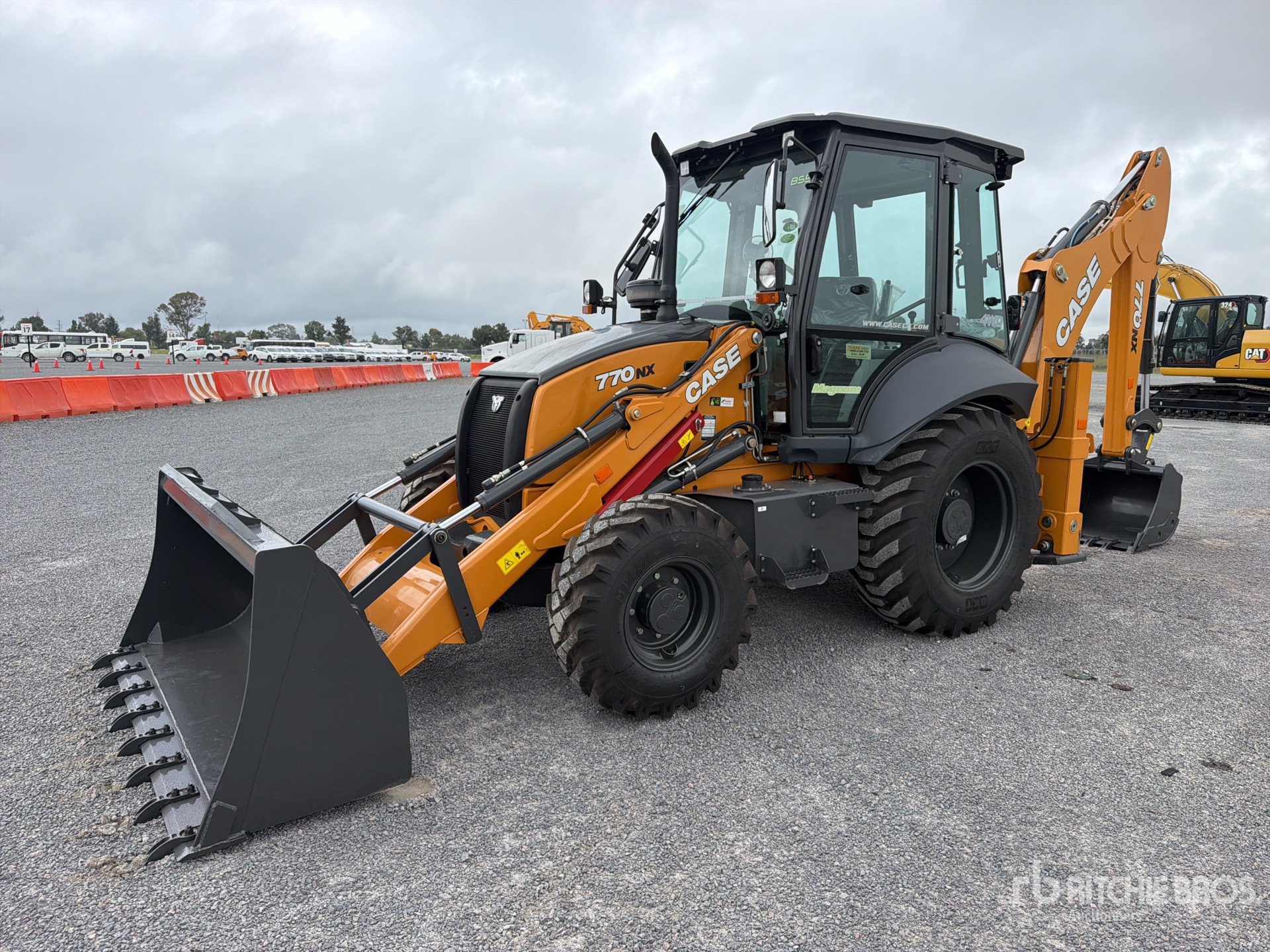 2025 Case 770NX