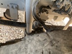 4 Underbody - Truck with