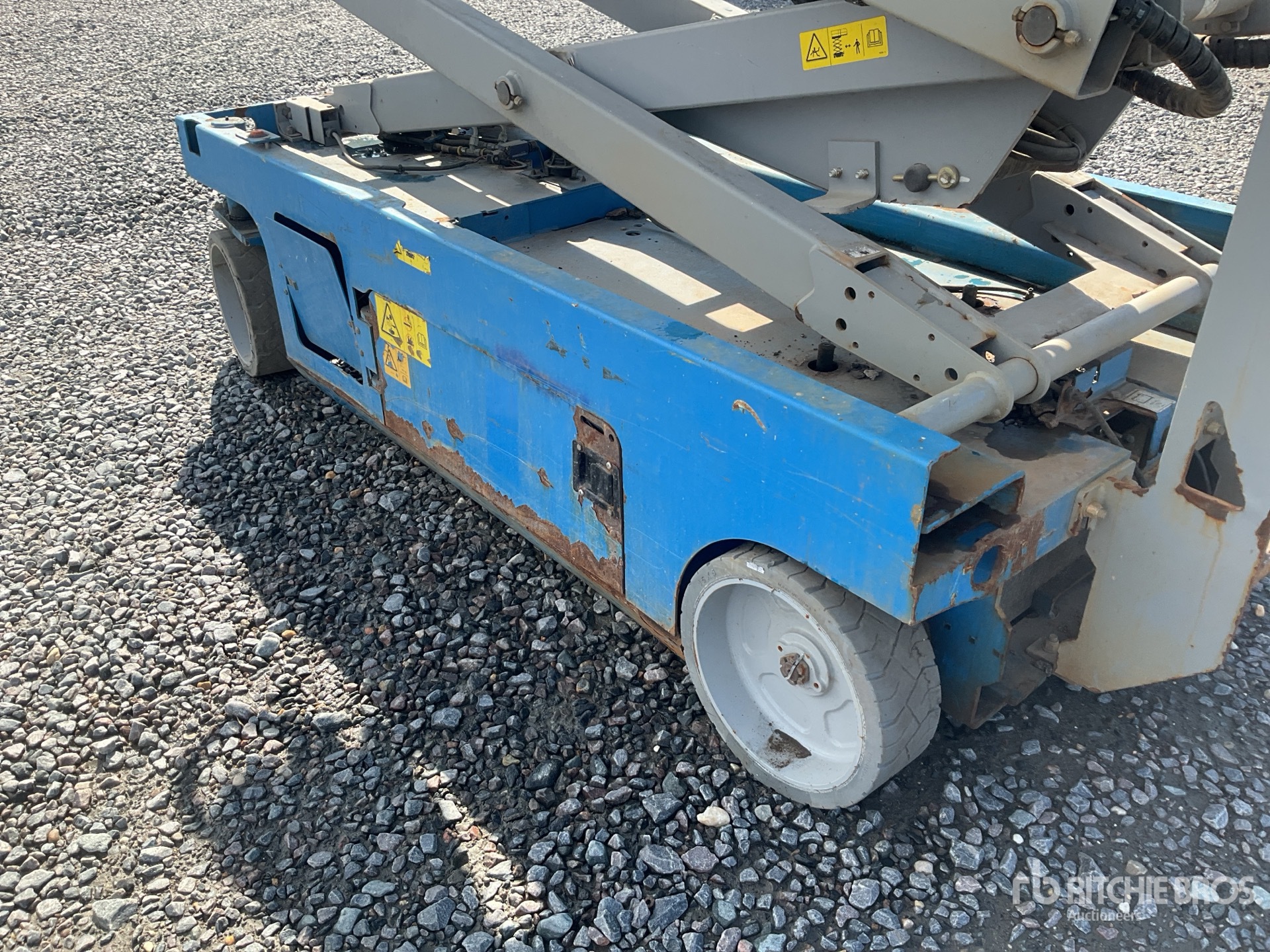 2016 Genie GS-4047