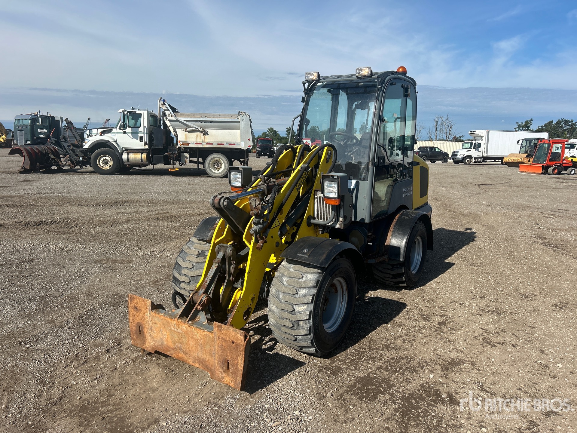 Photo of 2015 Wacker Neuson WL32