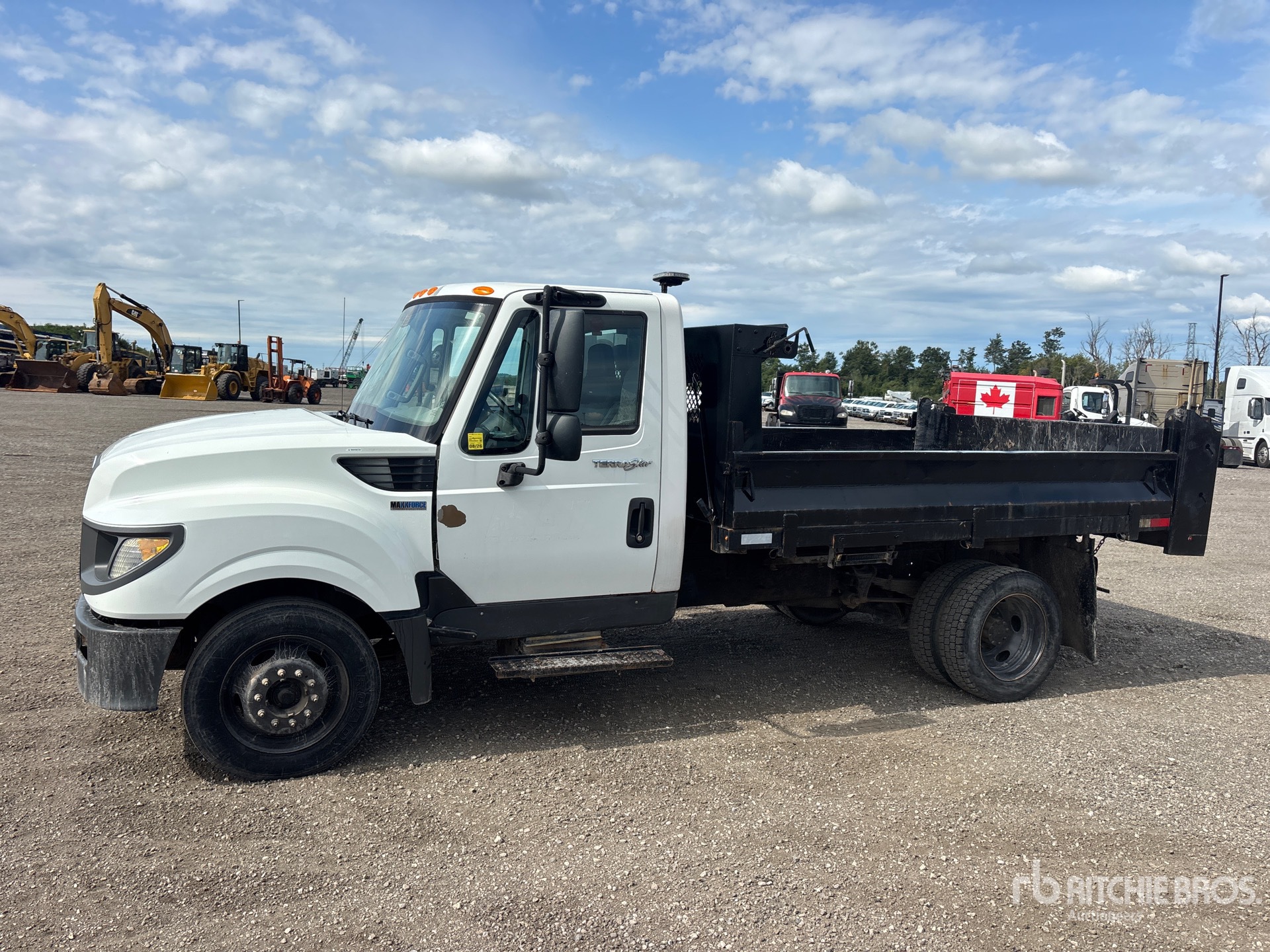 Photo of 2014 International TERRASTAR