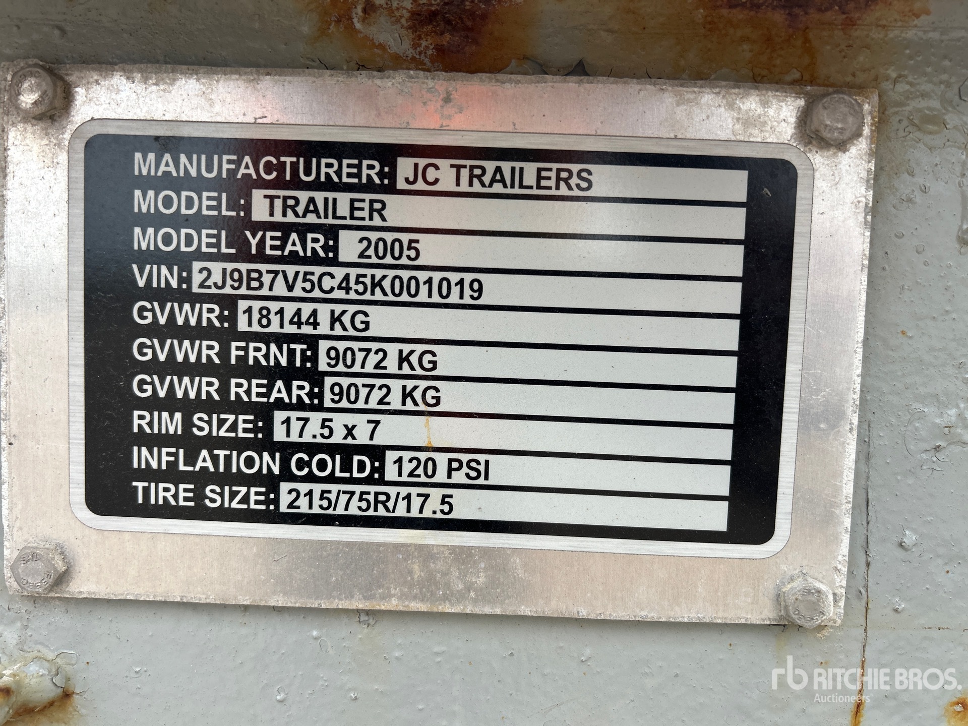 2005 J C Trailers 29 ft T/A