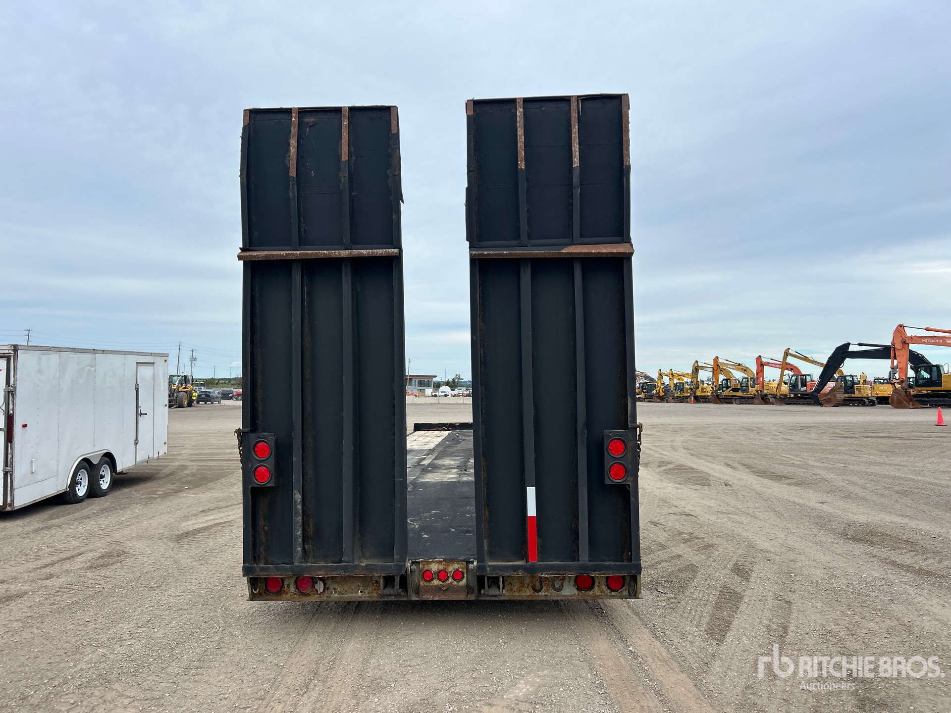 2005 J C Trailers 29 ft T/A
