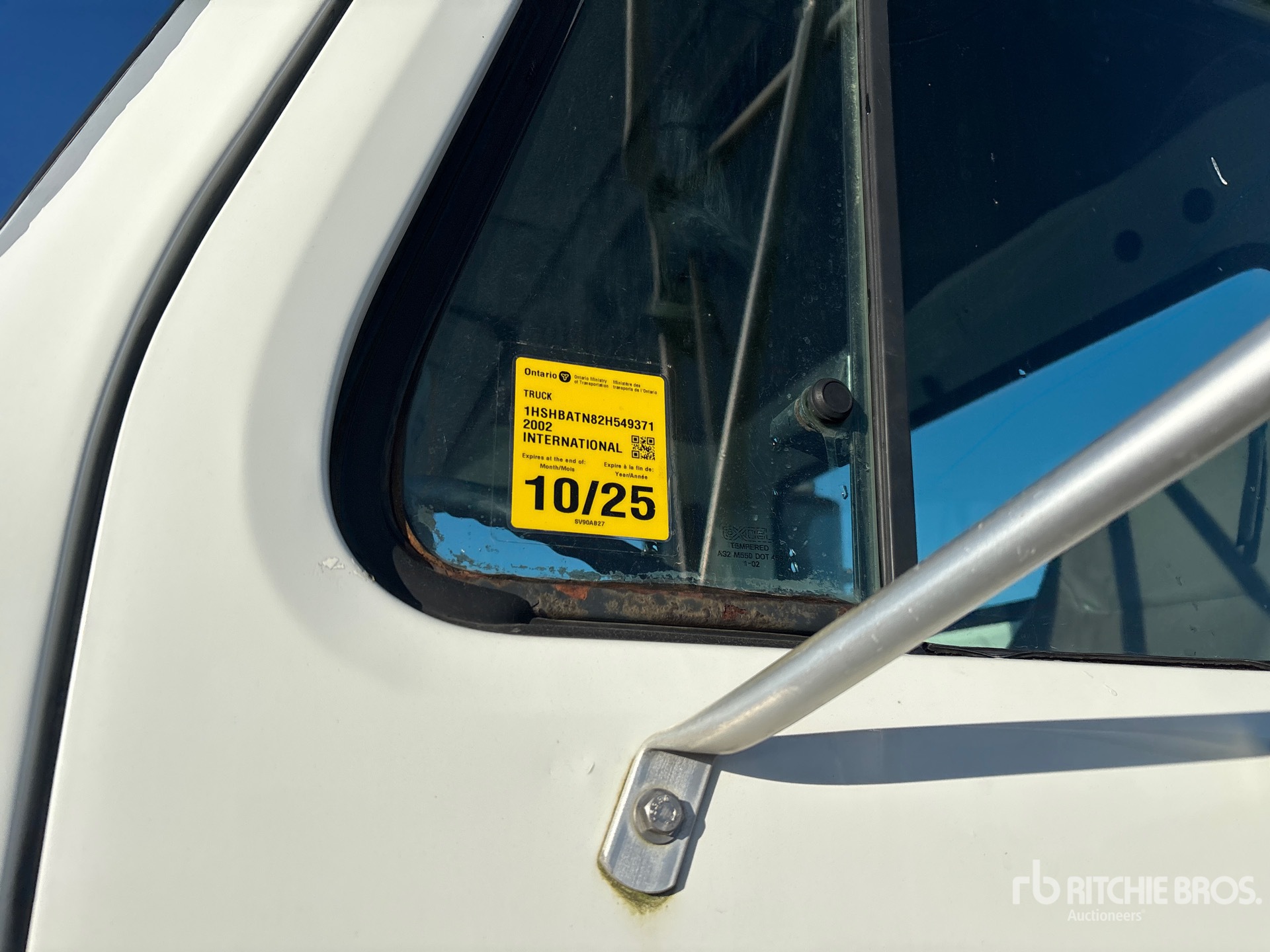 2002 International 8100