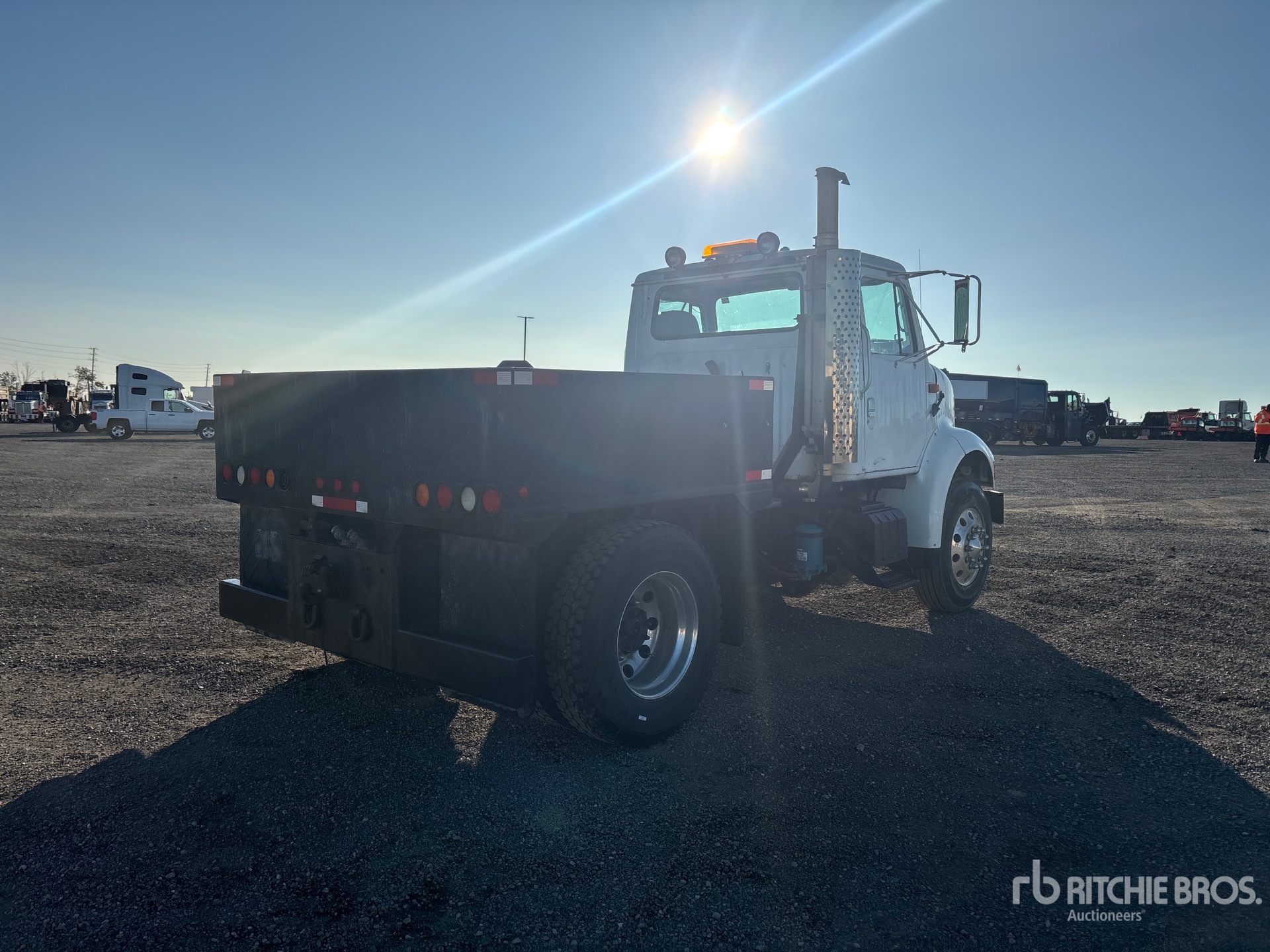 2002 International 8100
