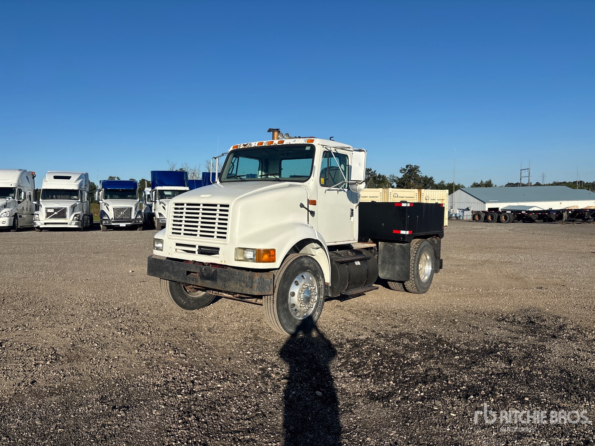 2002 International 8100