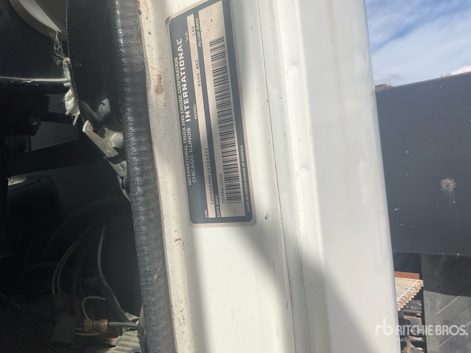 2002 International 8100