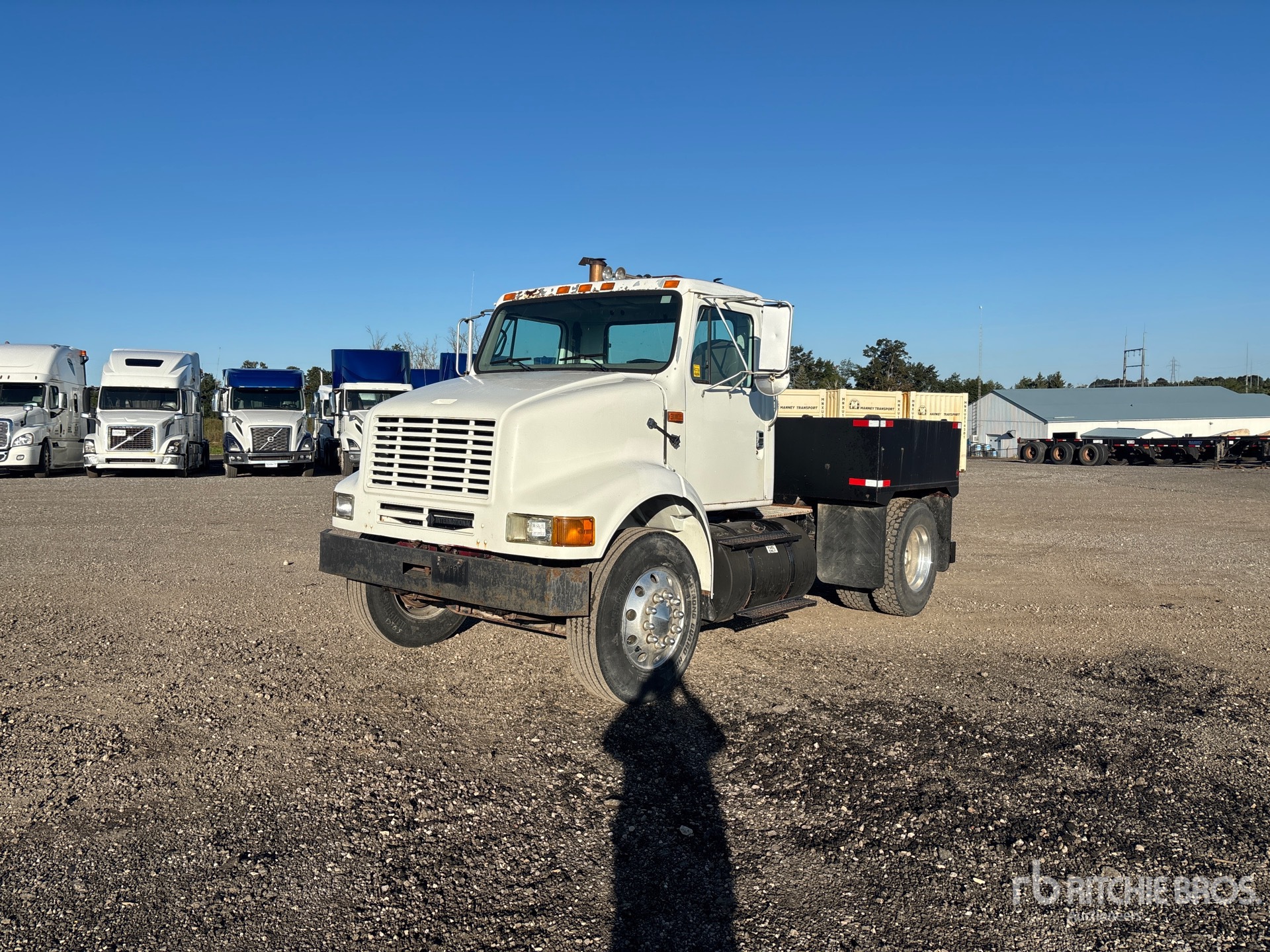 2002 International 8100