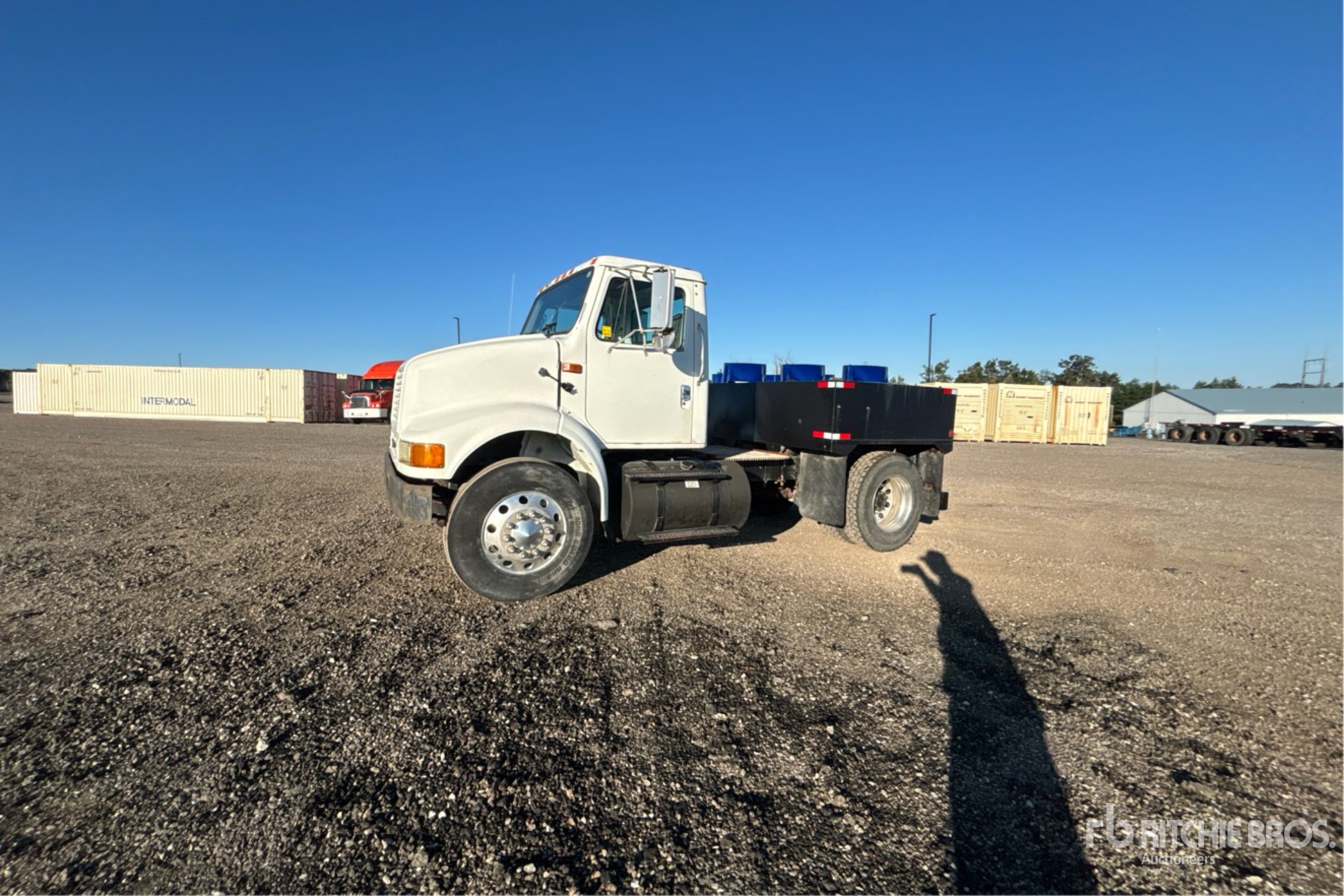 2002 International 8100