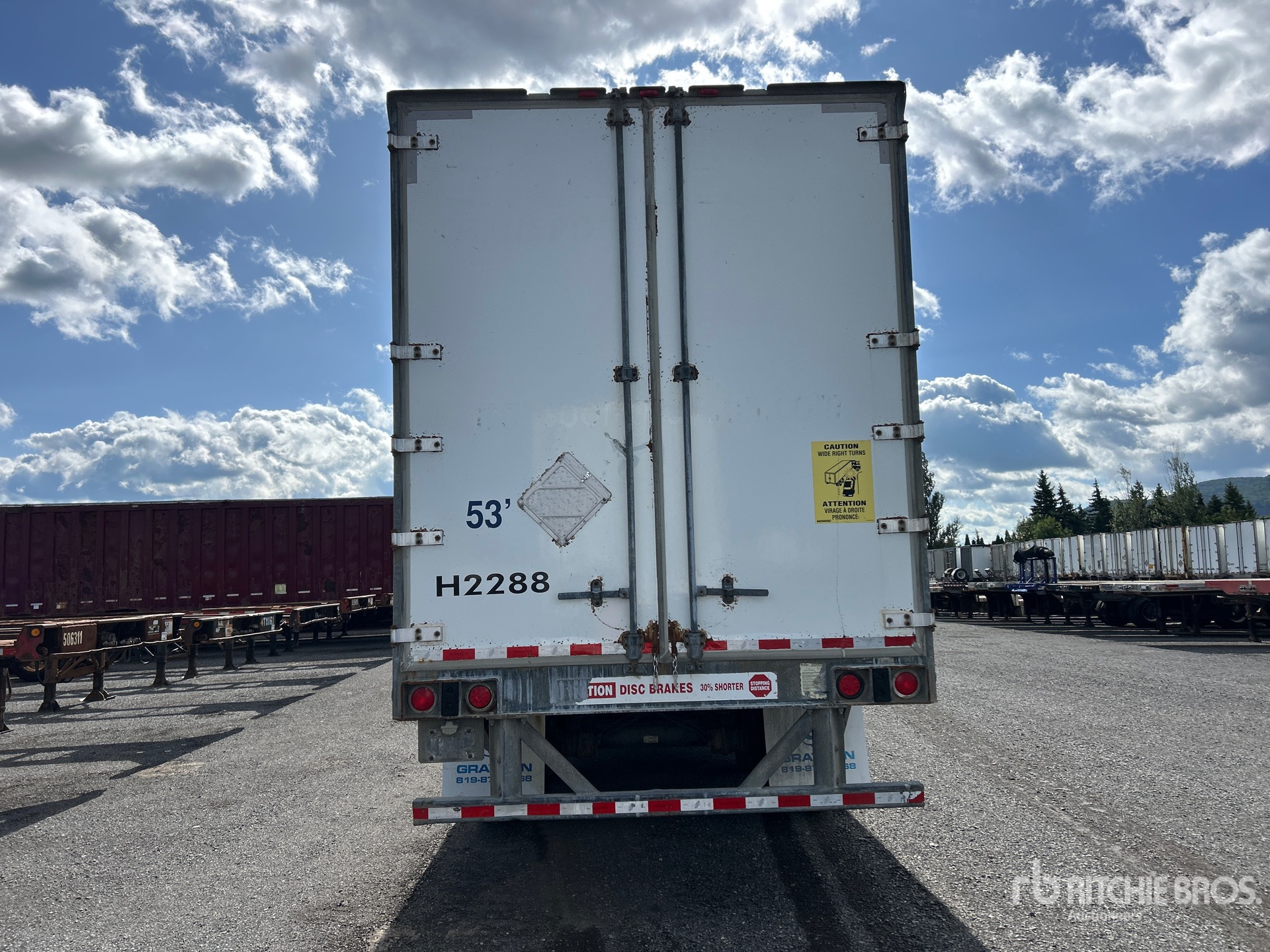 2011 Manac 53 ft T/A Heated