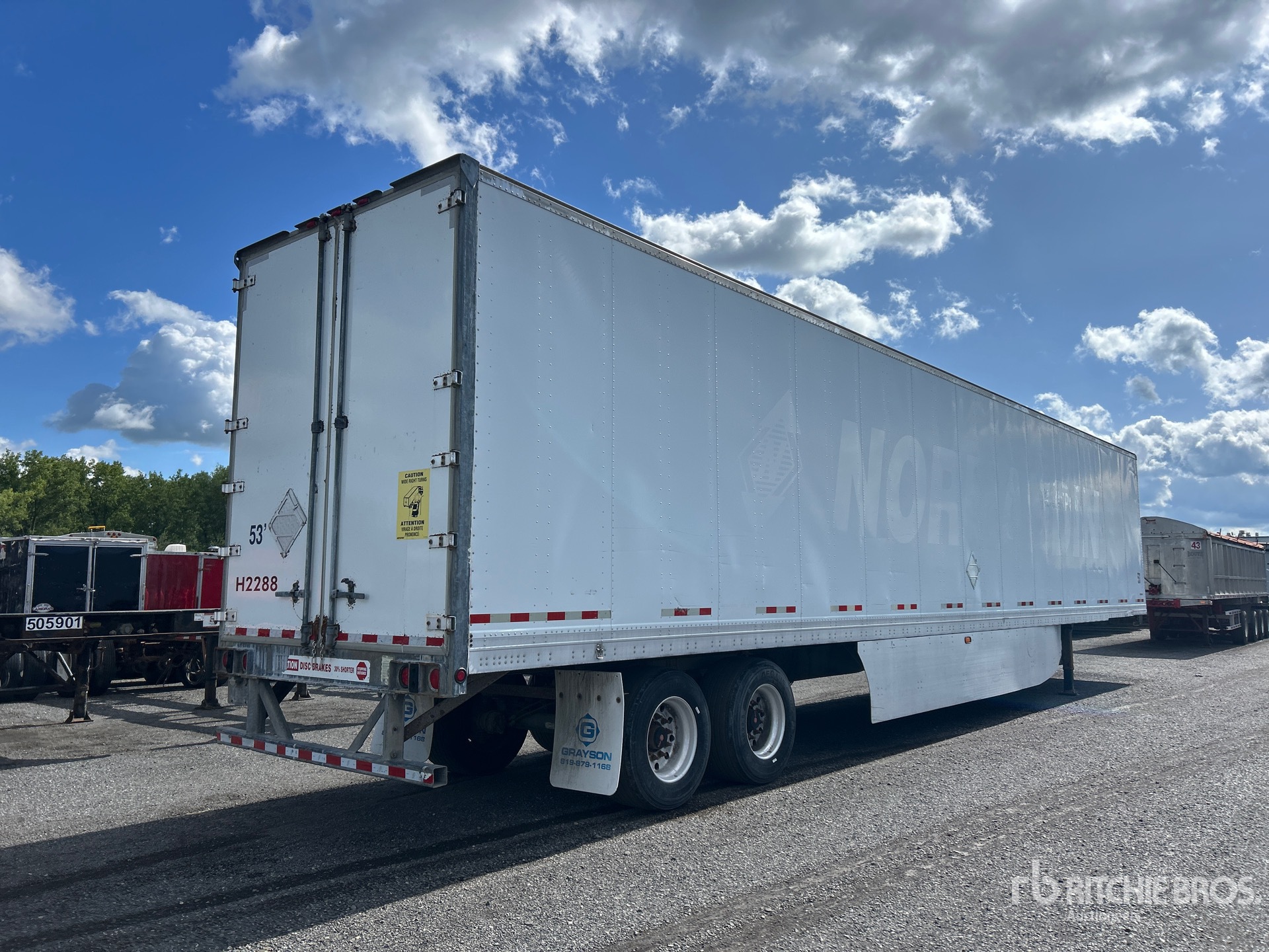 2011 Manac 53 ft T/A Heated
