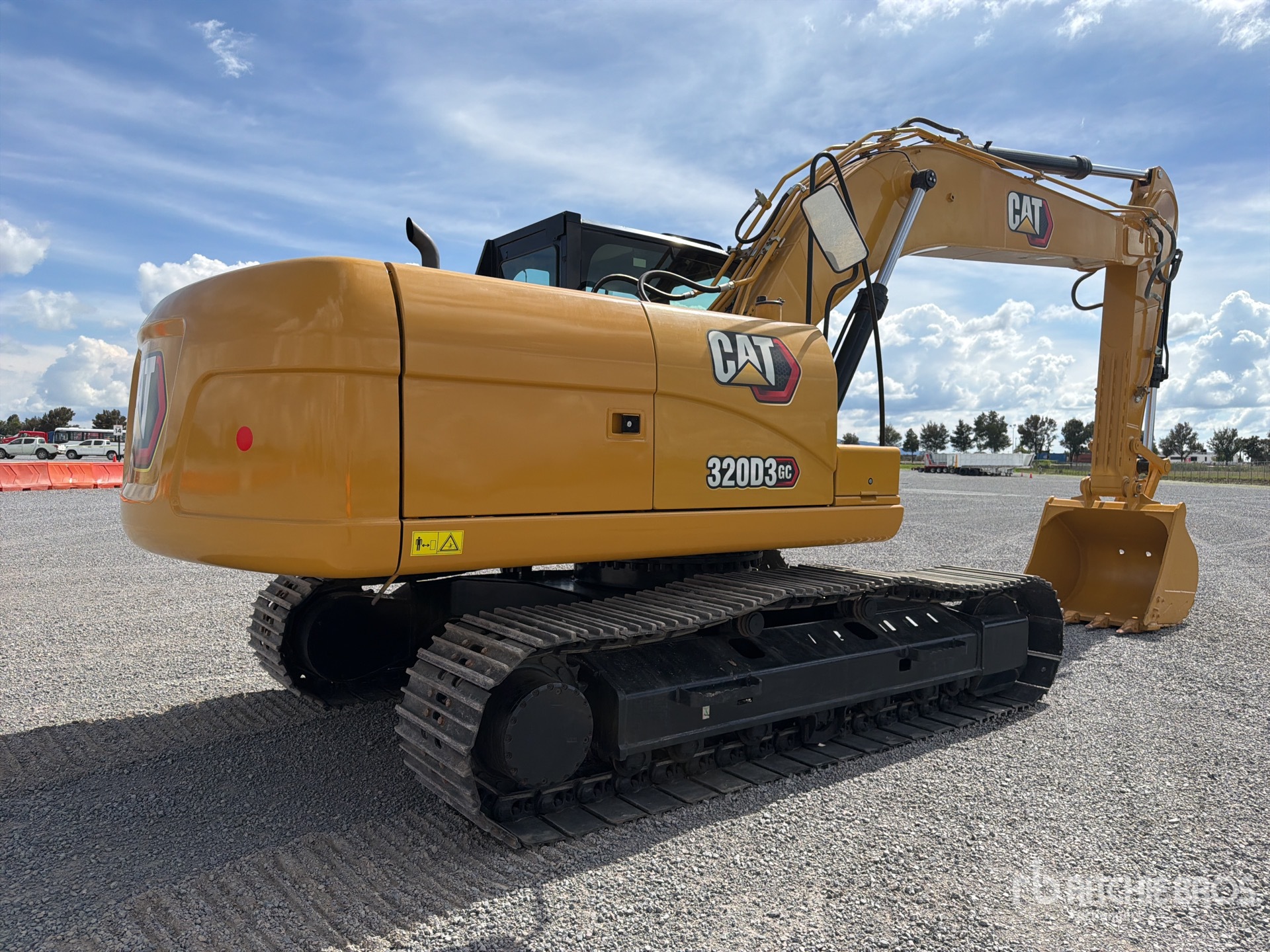 2024 Caterpillar 320D3 GC