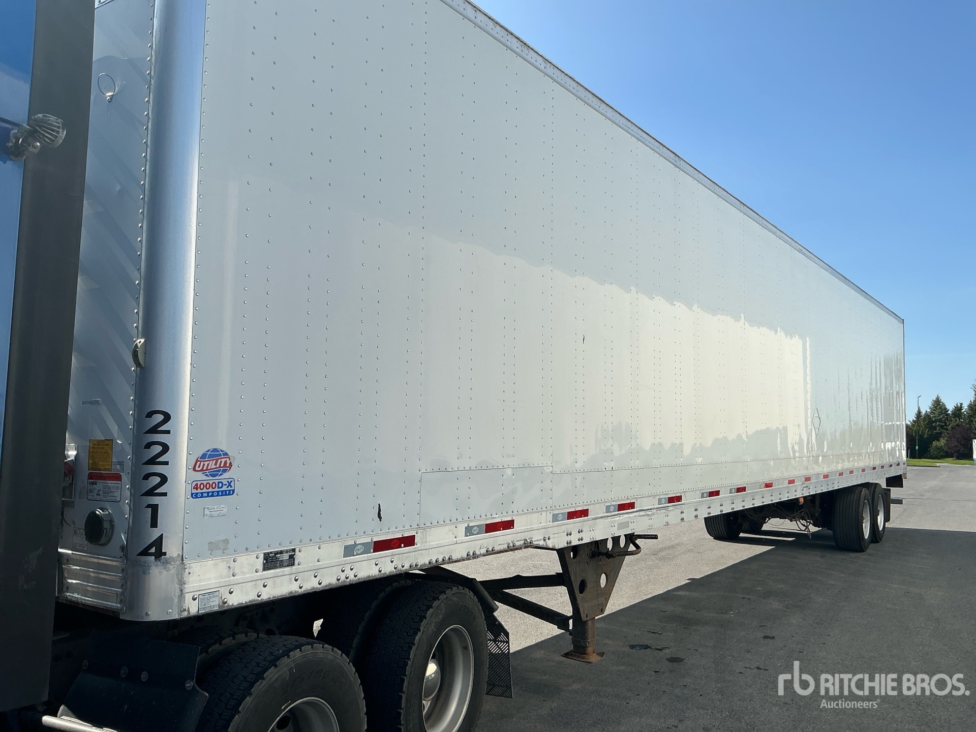 2016 Utility 53 FT T/A