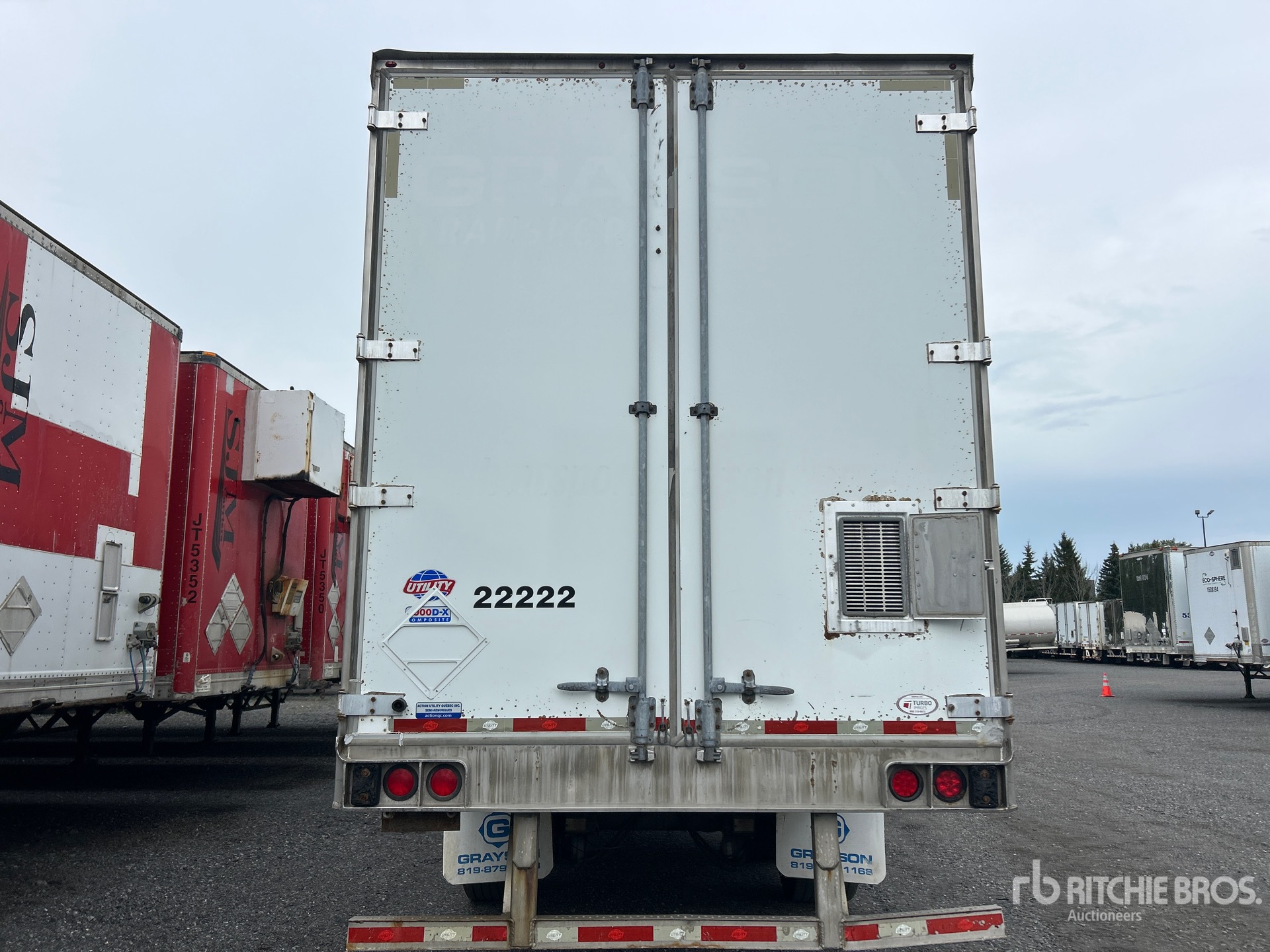 2016 Utility 53 FT T/A