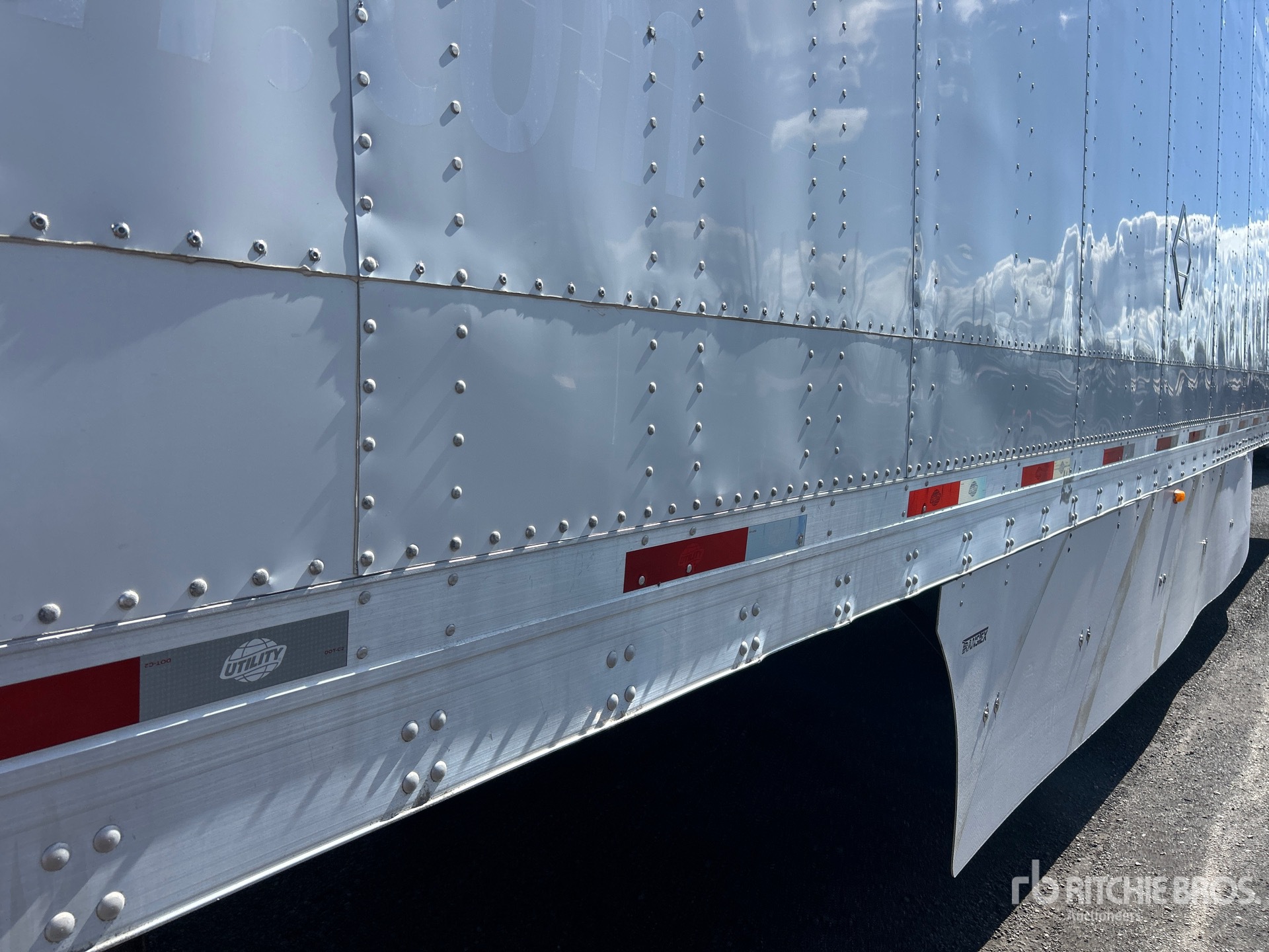 2016 Utility 53 FT X 102 IN T/A