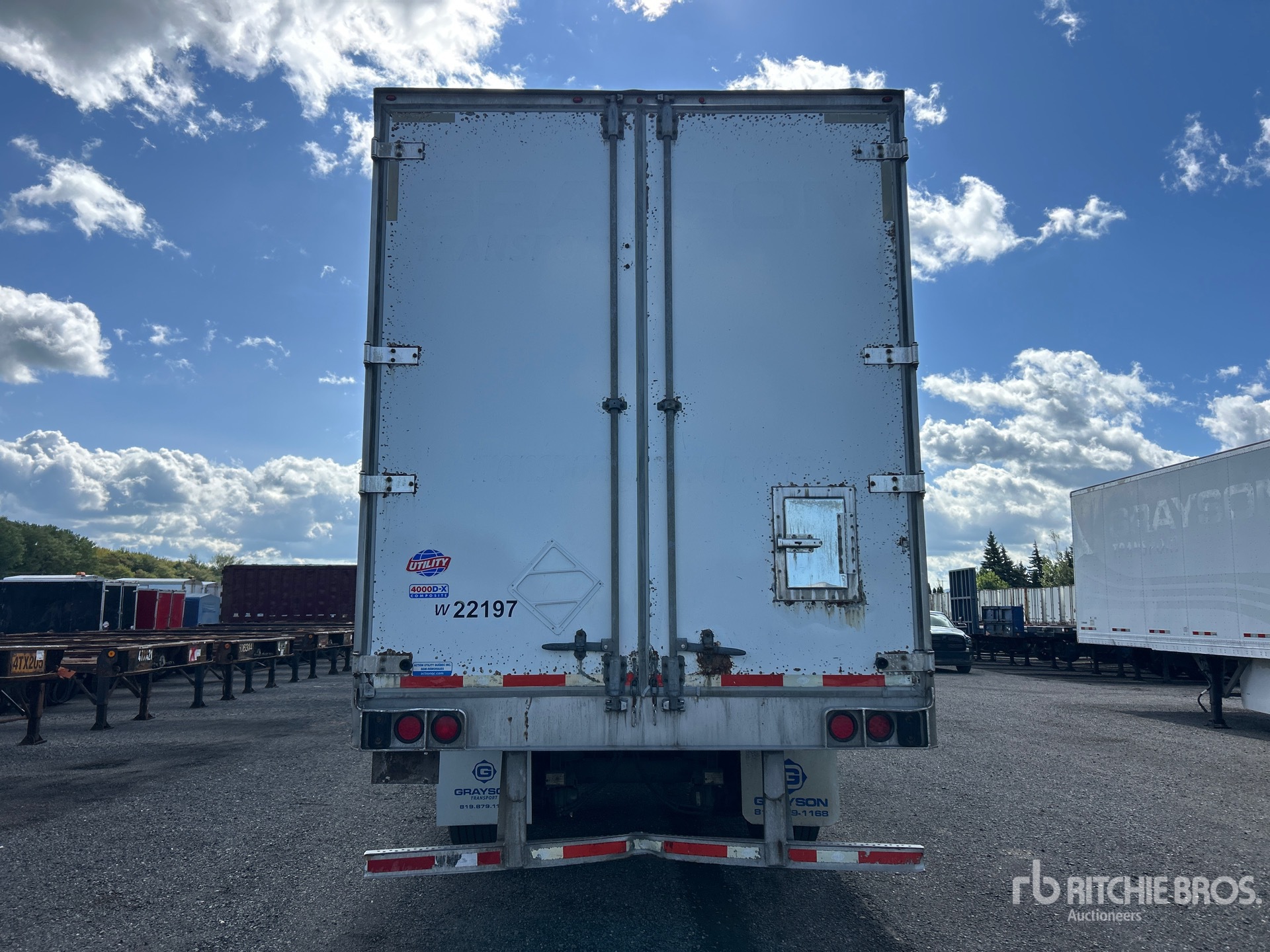 2015 Utility 53 FT T/A