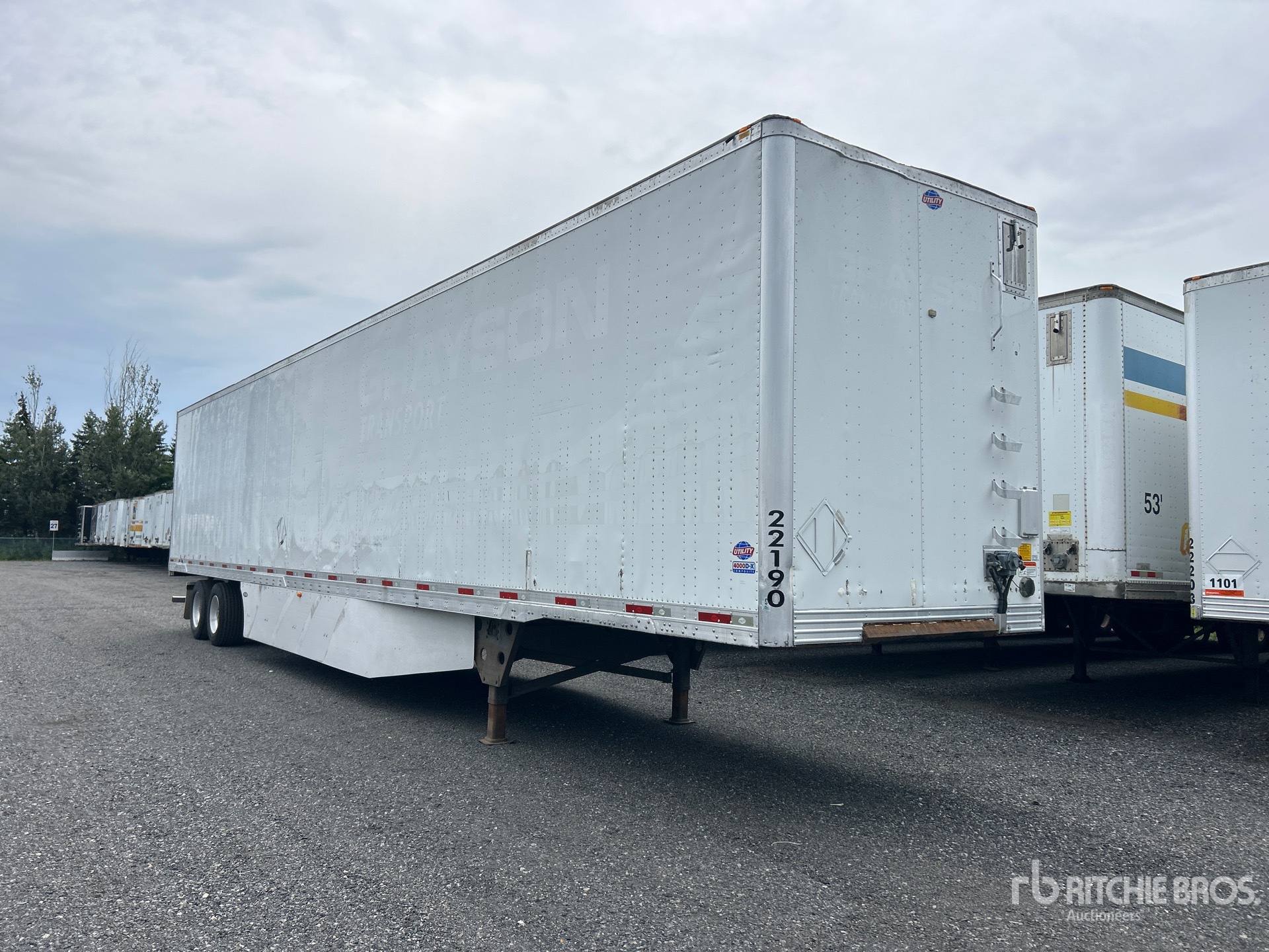 2015 Utility 53 FT T/A
