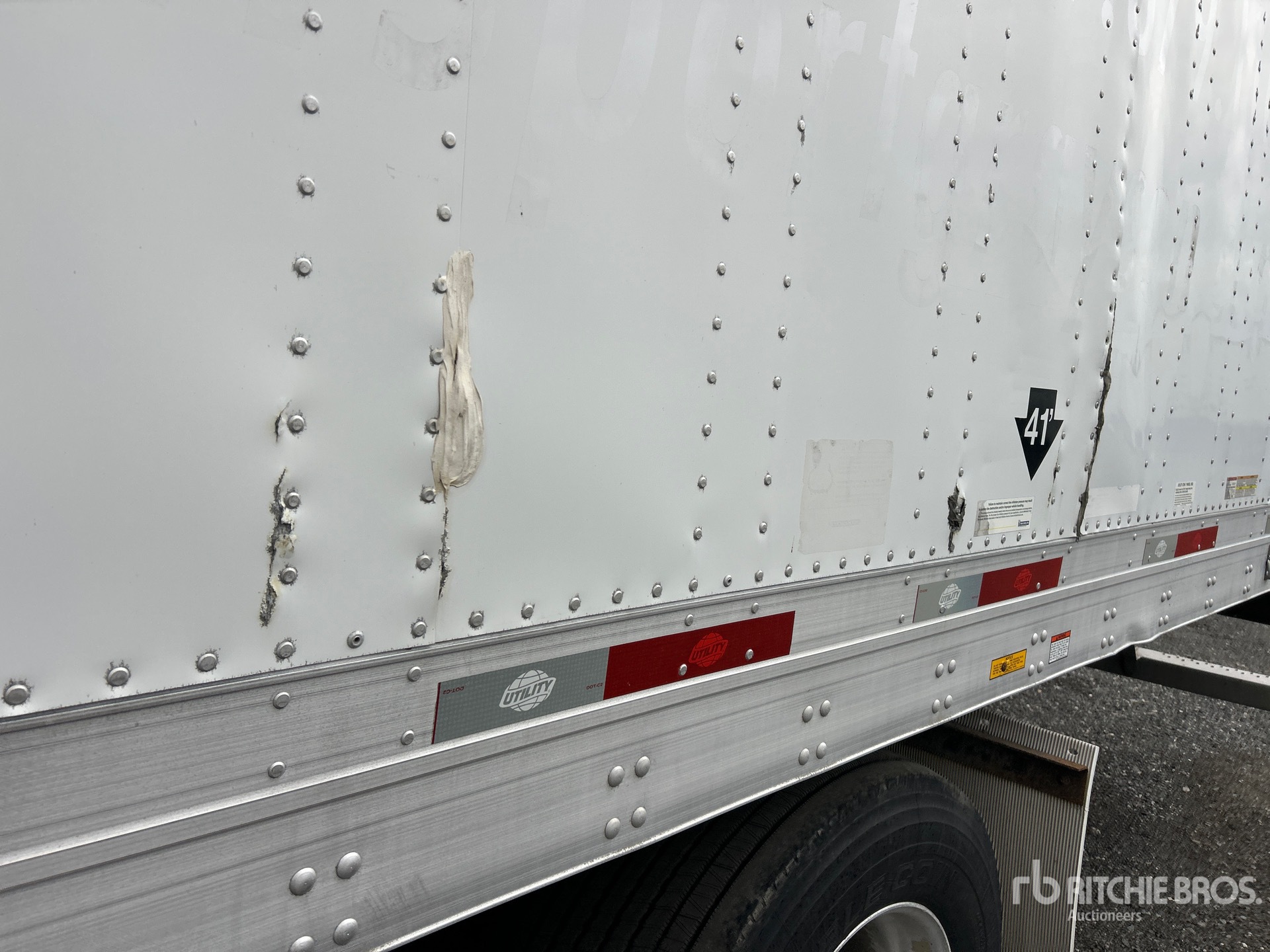 2015 Utility 53 FT X 102 IN T/A