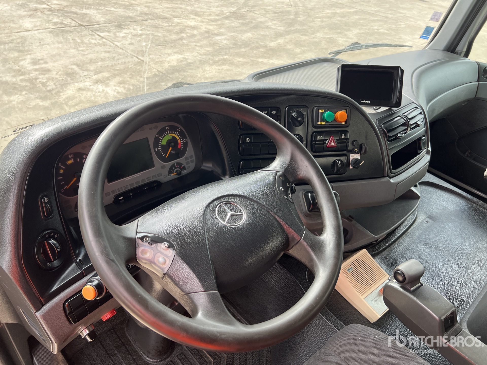 2008 Mercedes-Benz ACTROS 3236