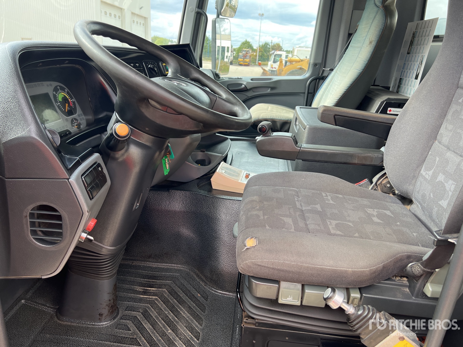 2008 Mercedes-Benz ACTROS 3236
