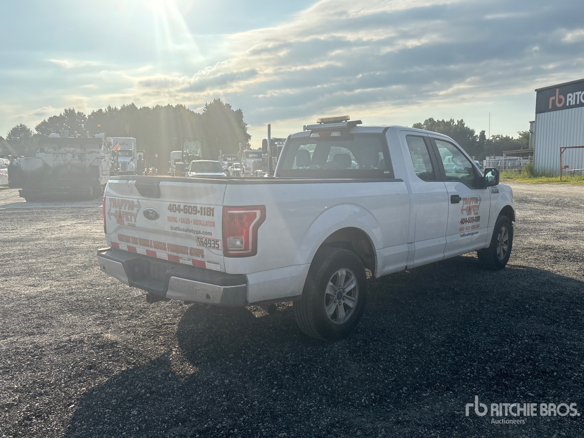 General Appearance with Picture, Right Rear Corner