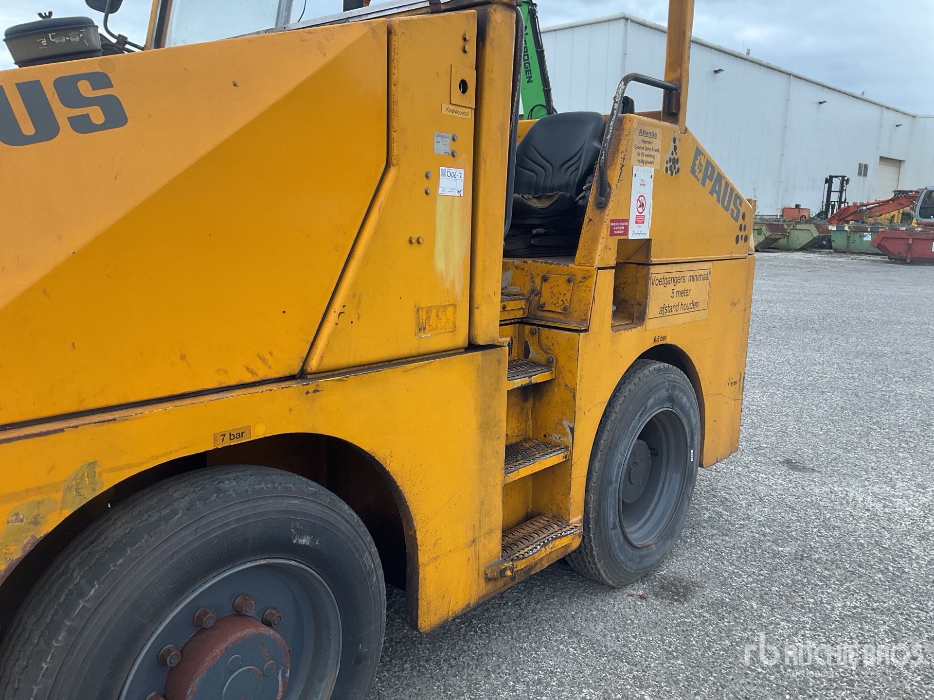 2009 Paus Z70H