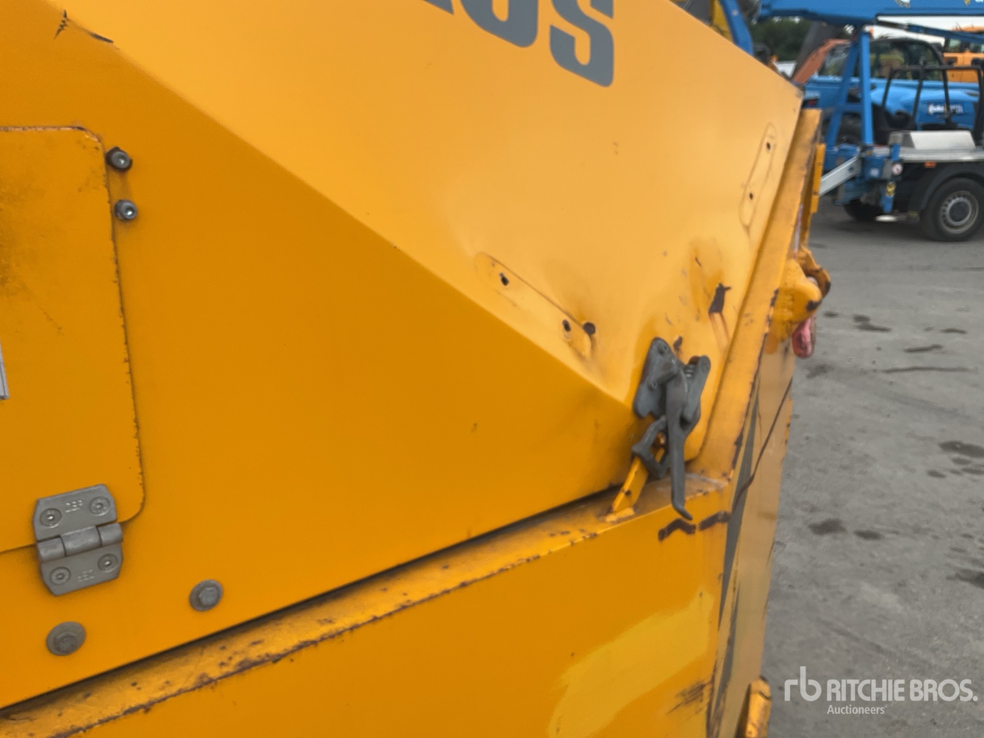 2009 Paus Z70H