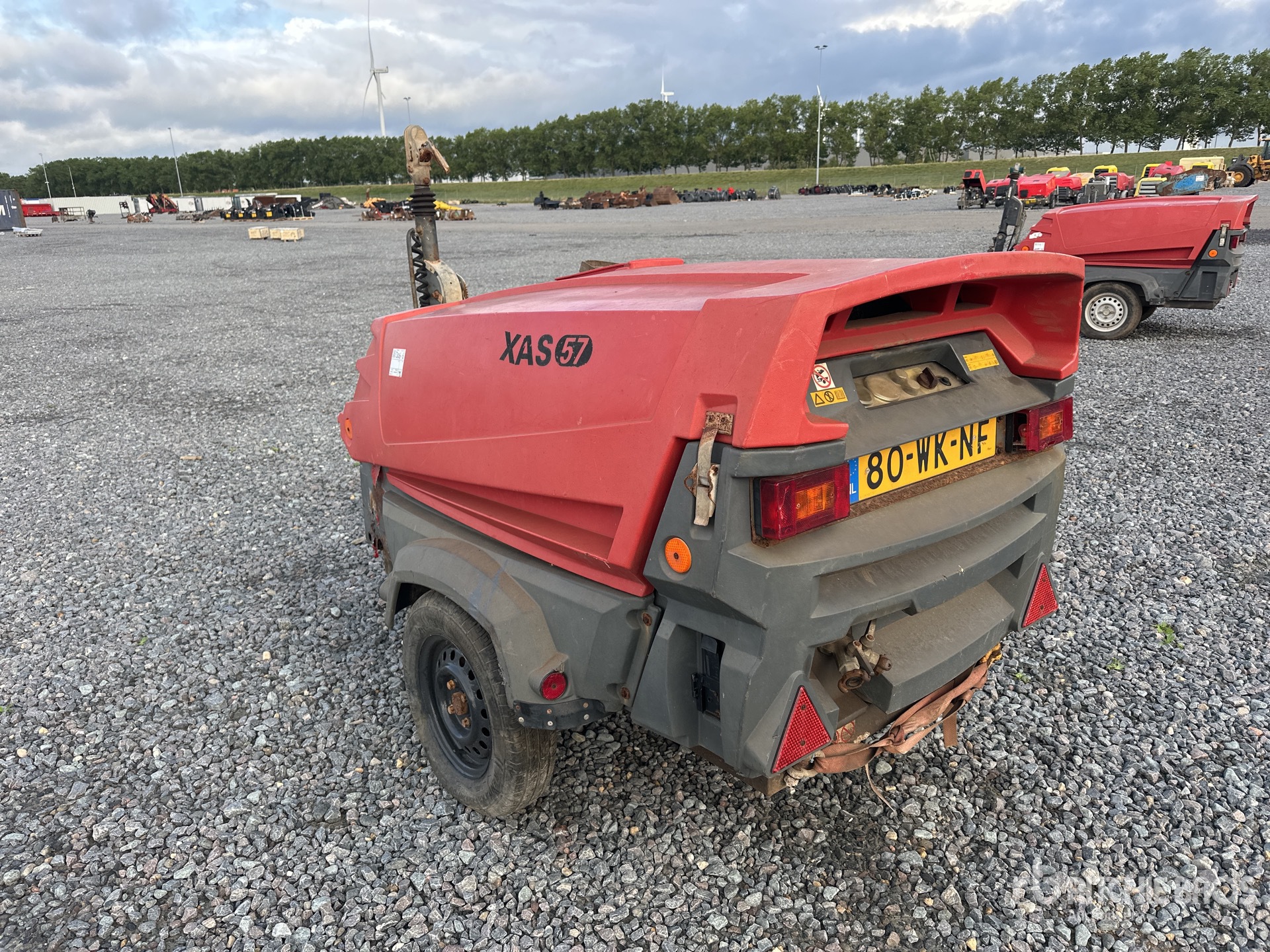 General Appearance with Picture, Left Rear Corner