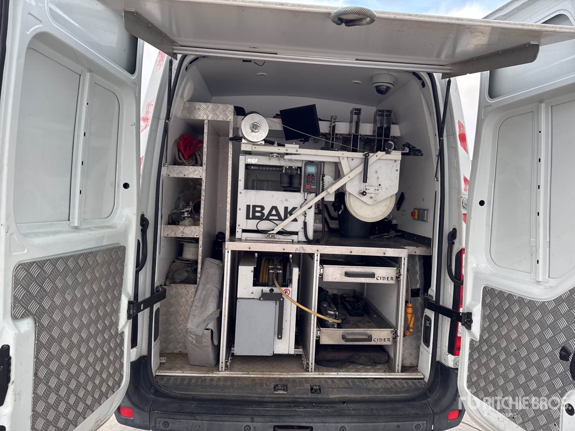 2015 Renault MASTER DCI135