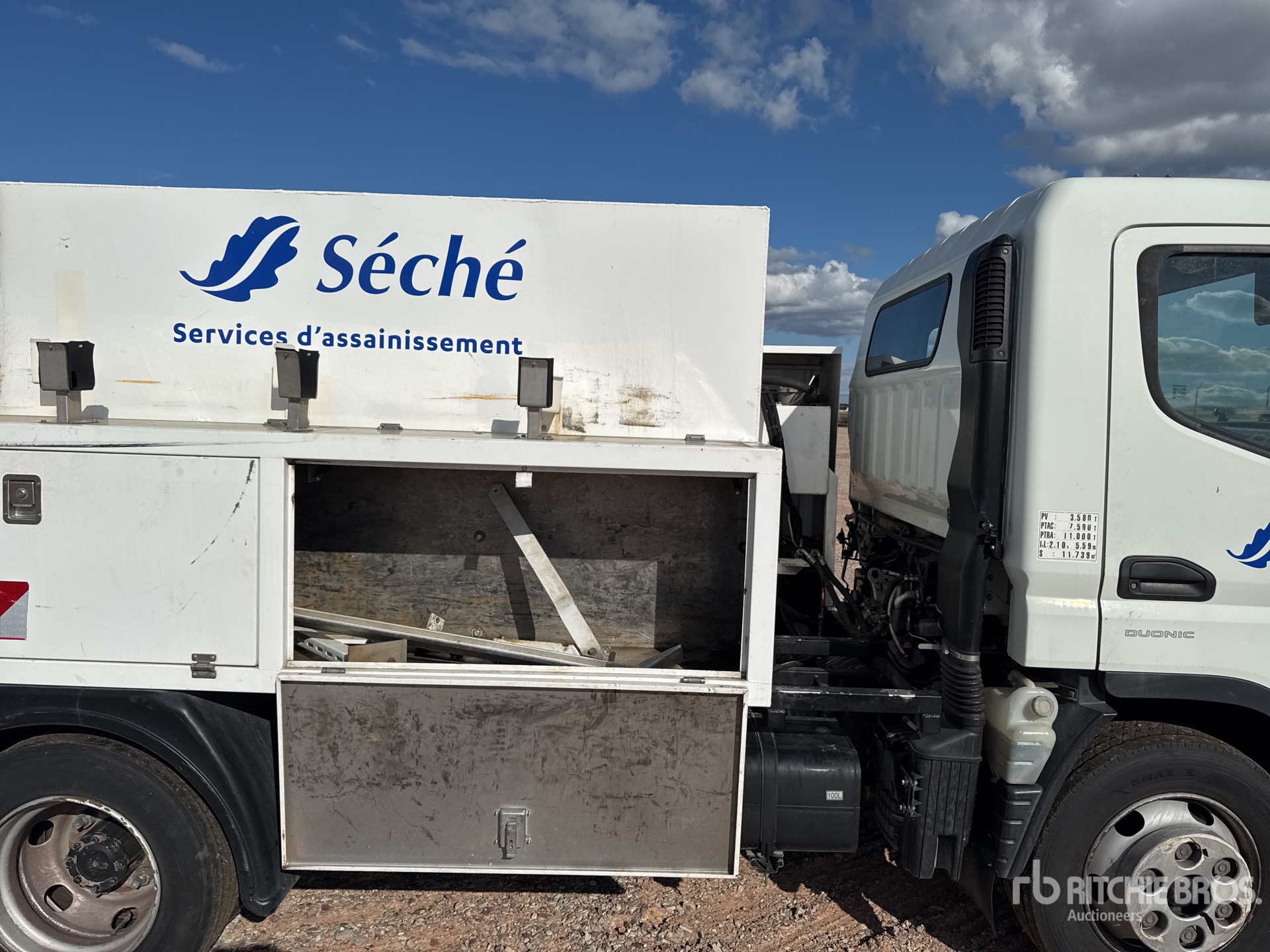 2015 Fuso CANTER 7C15