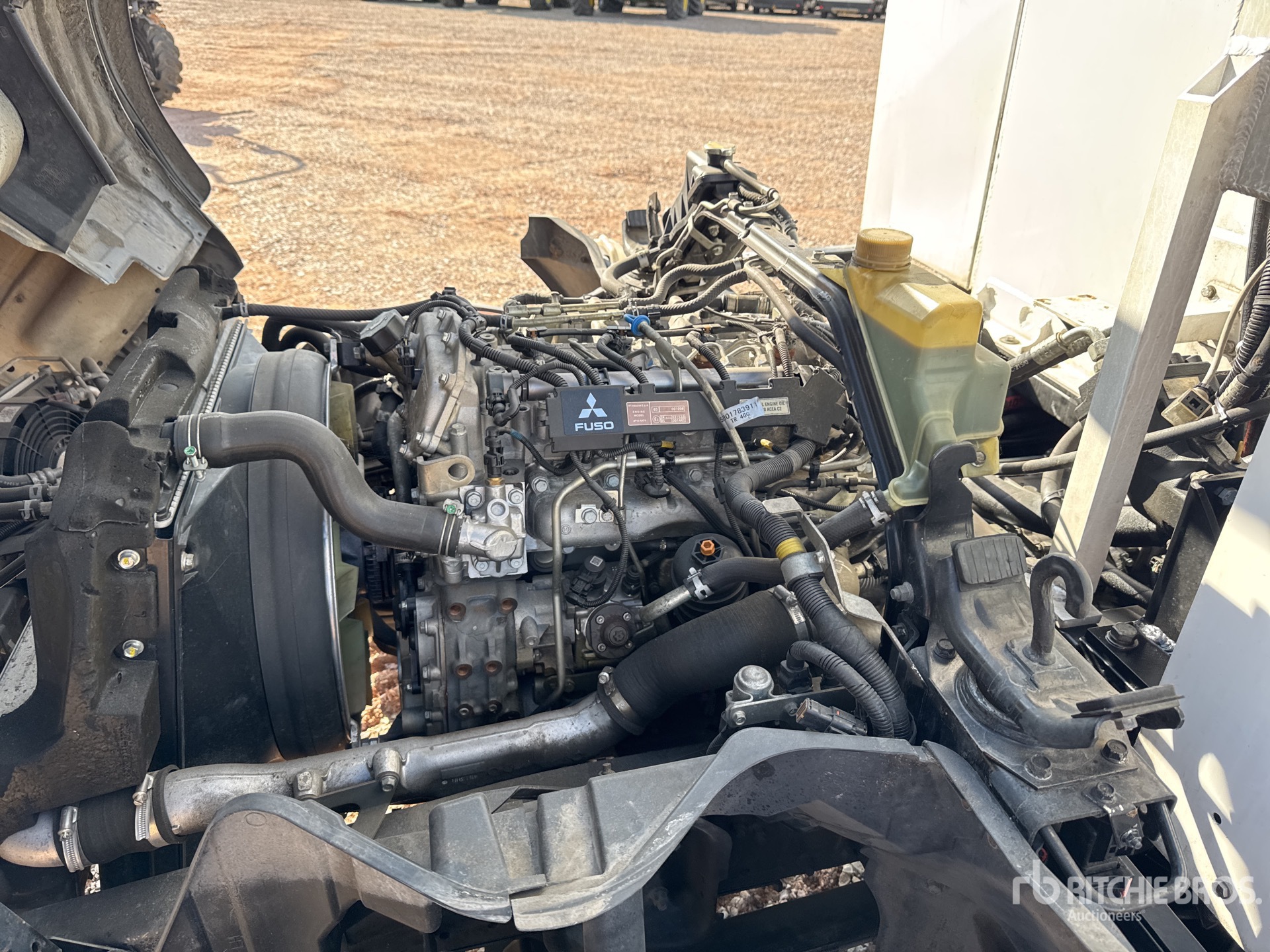 2015 Fuso CANTER 7C15