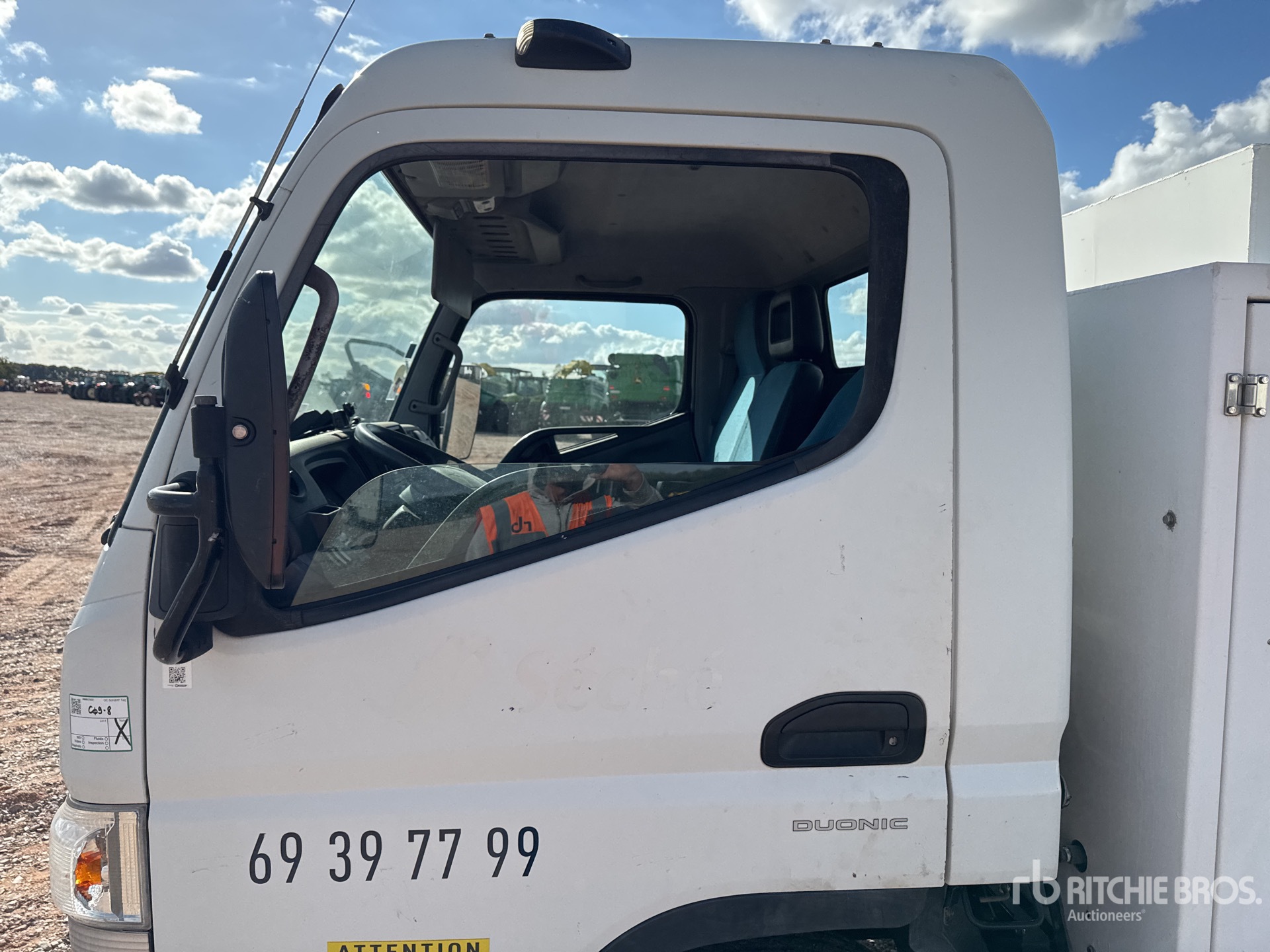2015 Fuso CANTER 7C15