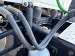 4 Underbody - Truck with Cab Suspension Air Bags