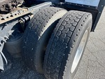 4 Underbody - Truck with Right Front Drive Tires