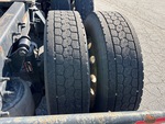 4 Underbody - Truck with Right Rear Drive Tires