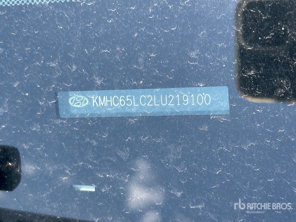 General Appearance with Numéro de série/Numéro d'identification du véhicule automobile