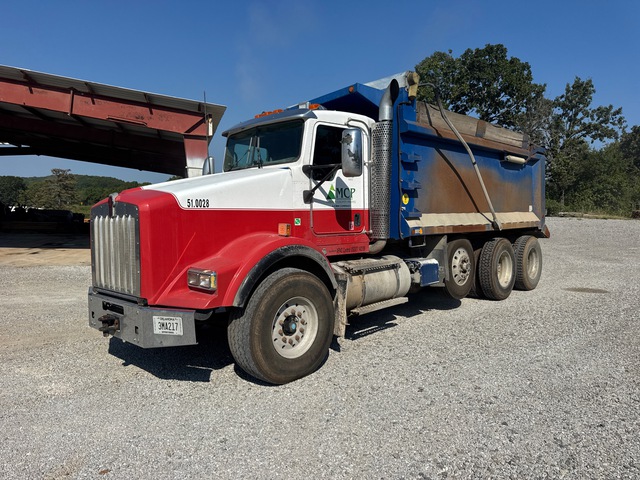 2011 Kenworth T800 8x4 Tri/A Dump Truck