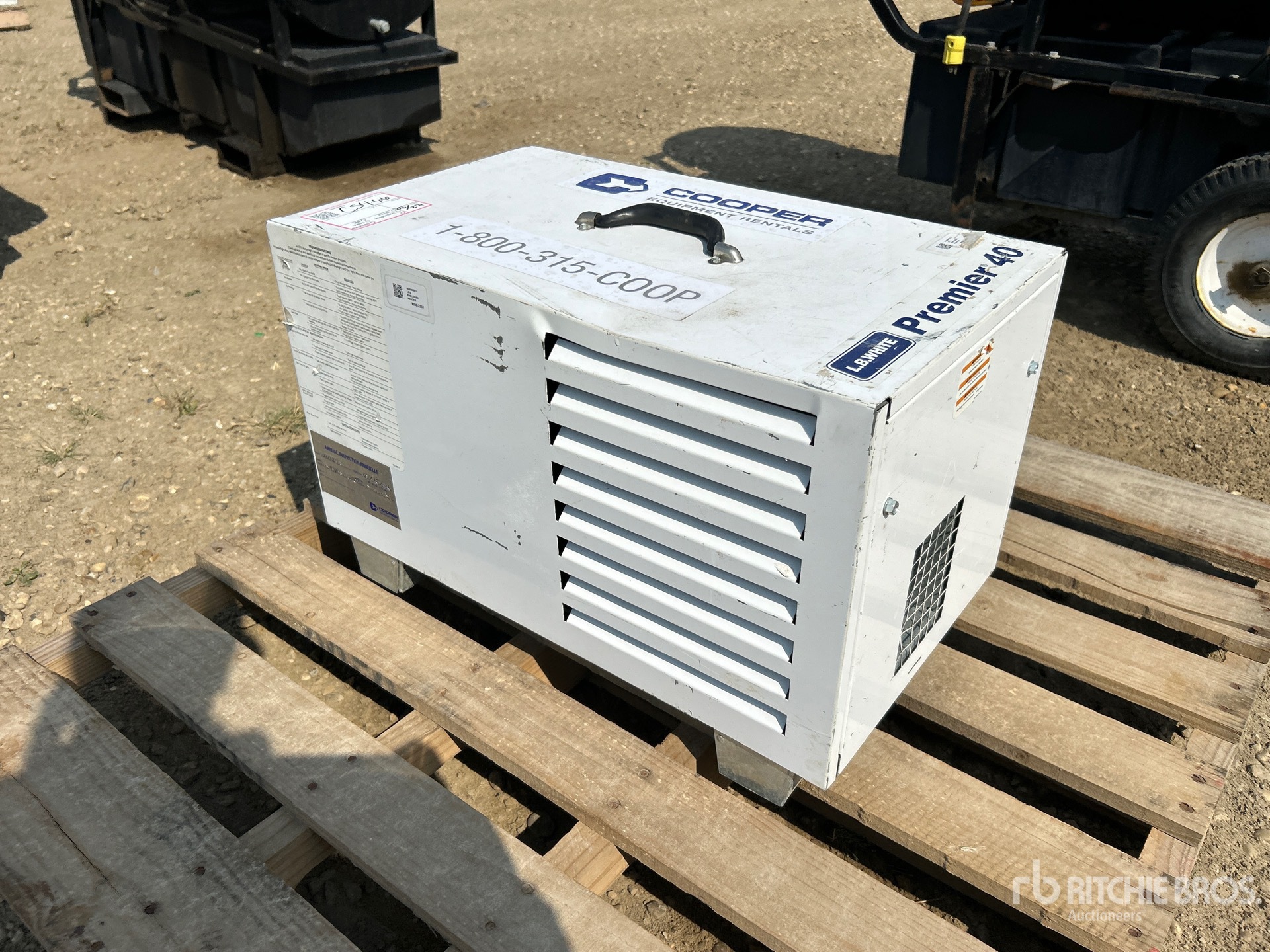 General Appearance with Picture, Left Rear Corner