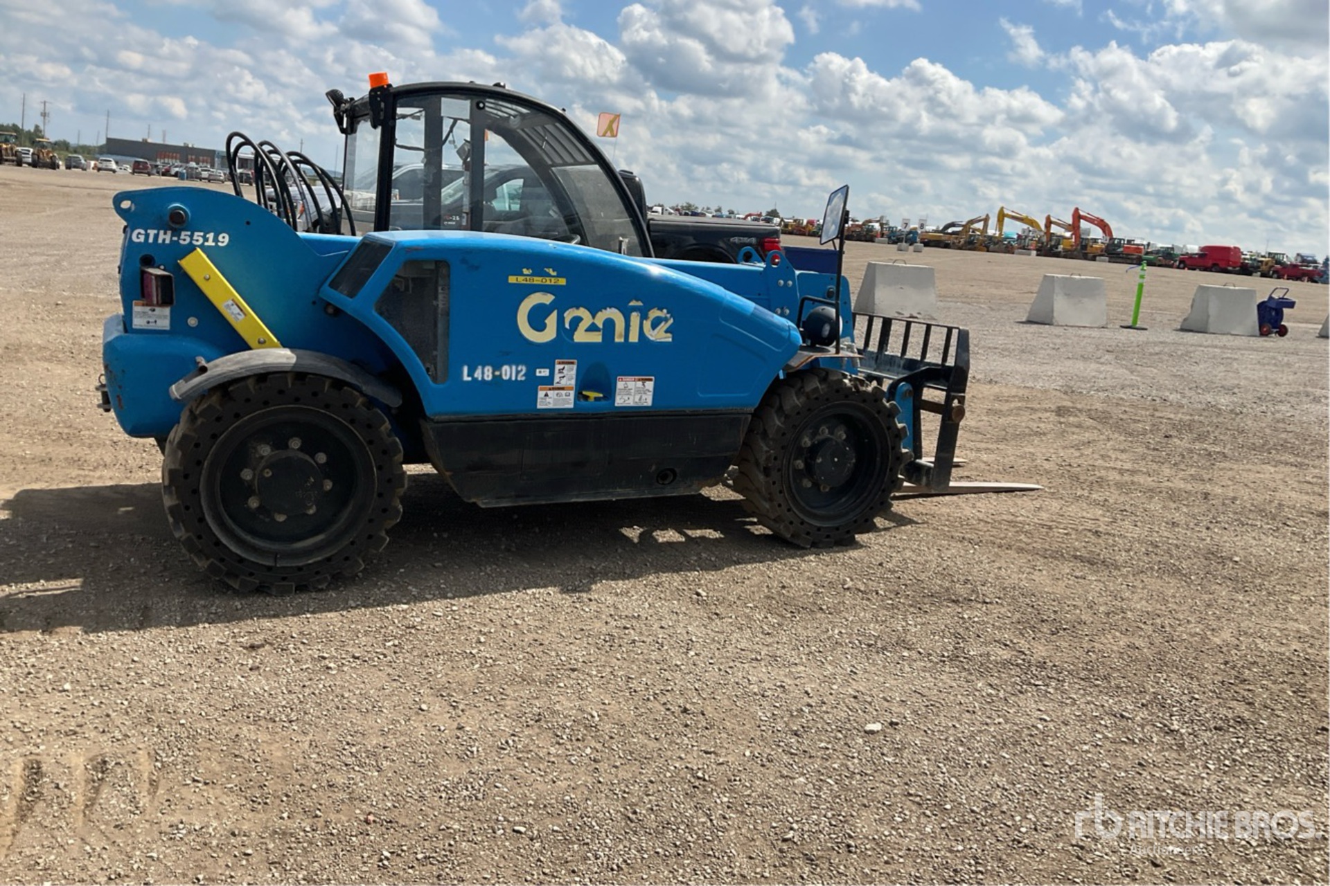 2019 Genie GTH-5519