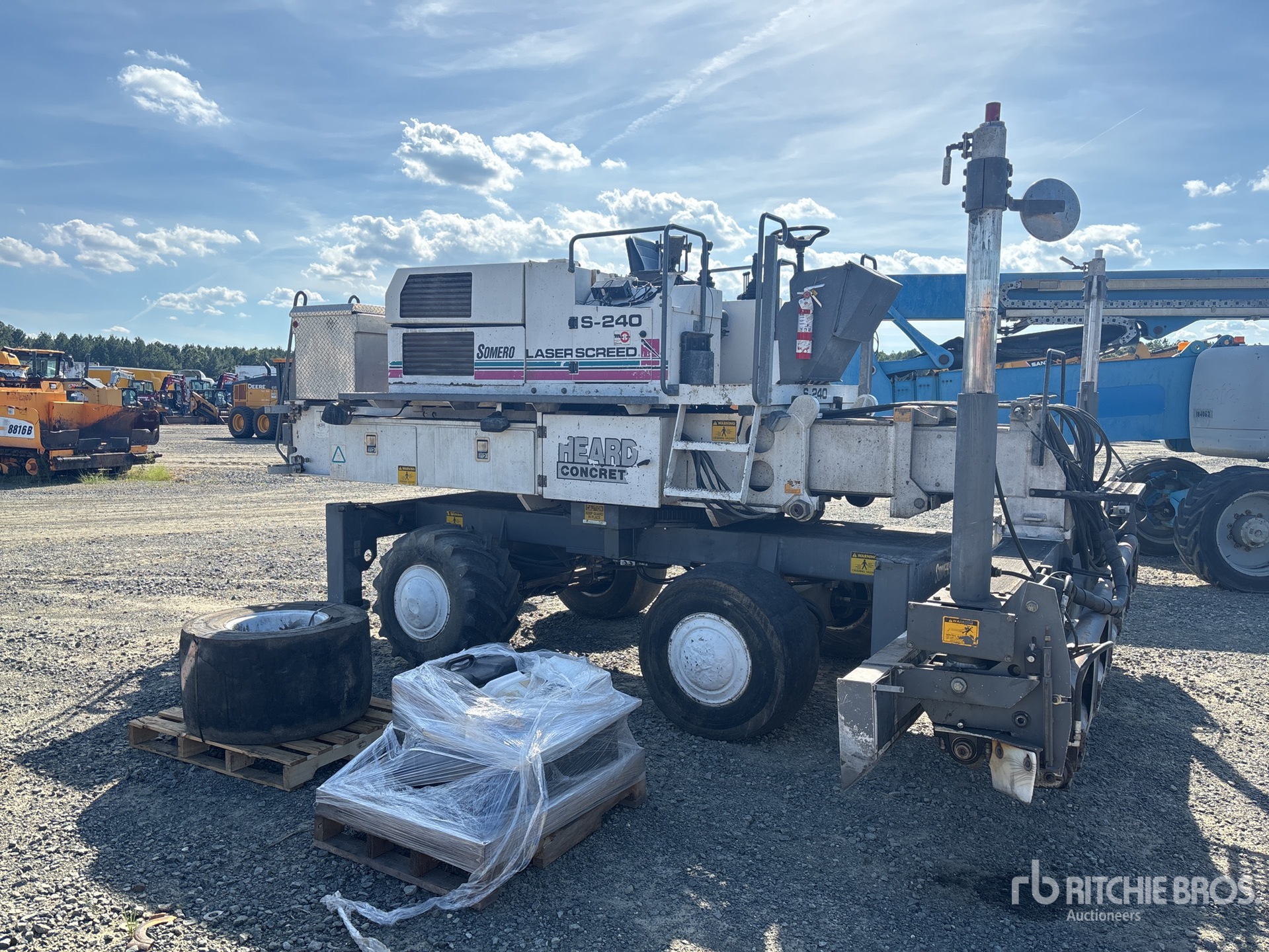 2000 Somero S-240
